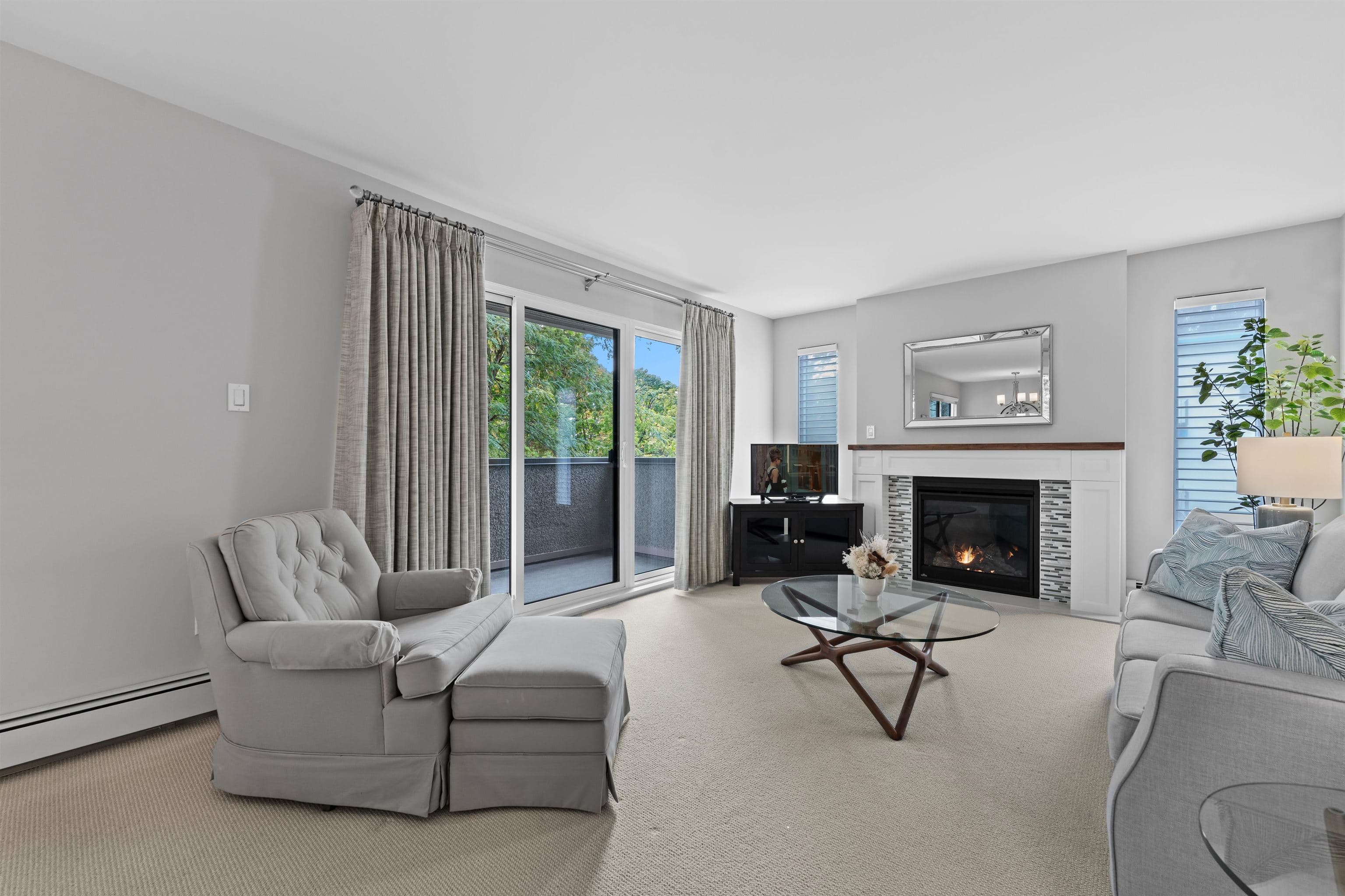 305 - 8775 Cartier Street, Vancouver, V6P 4V3 — photo 2