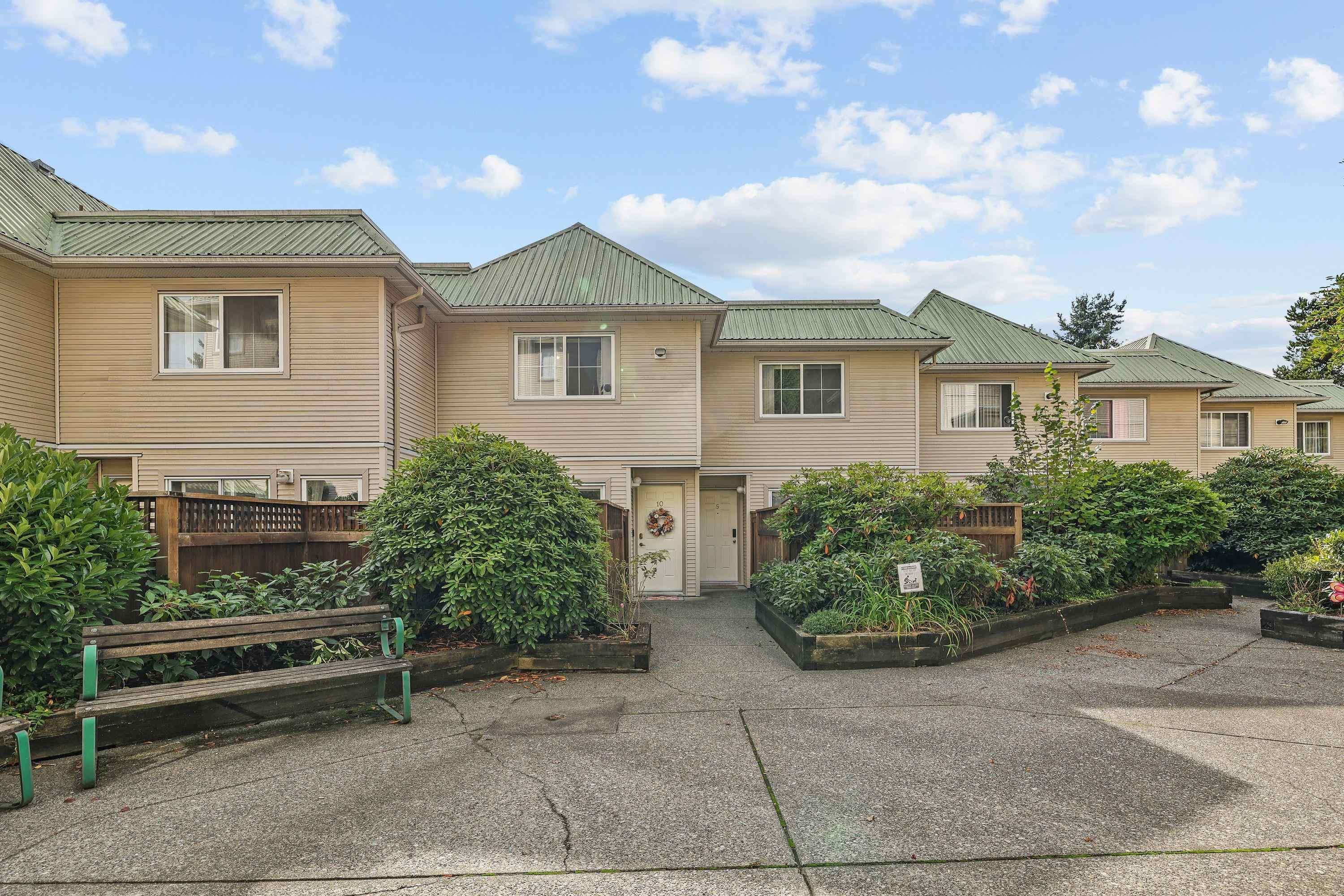 10 1383 Brunette Avenue, Coquitlam, V3K 1G6 — photo 2
