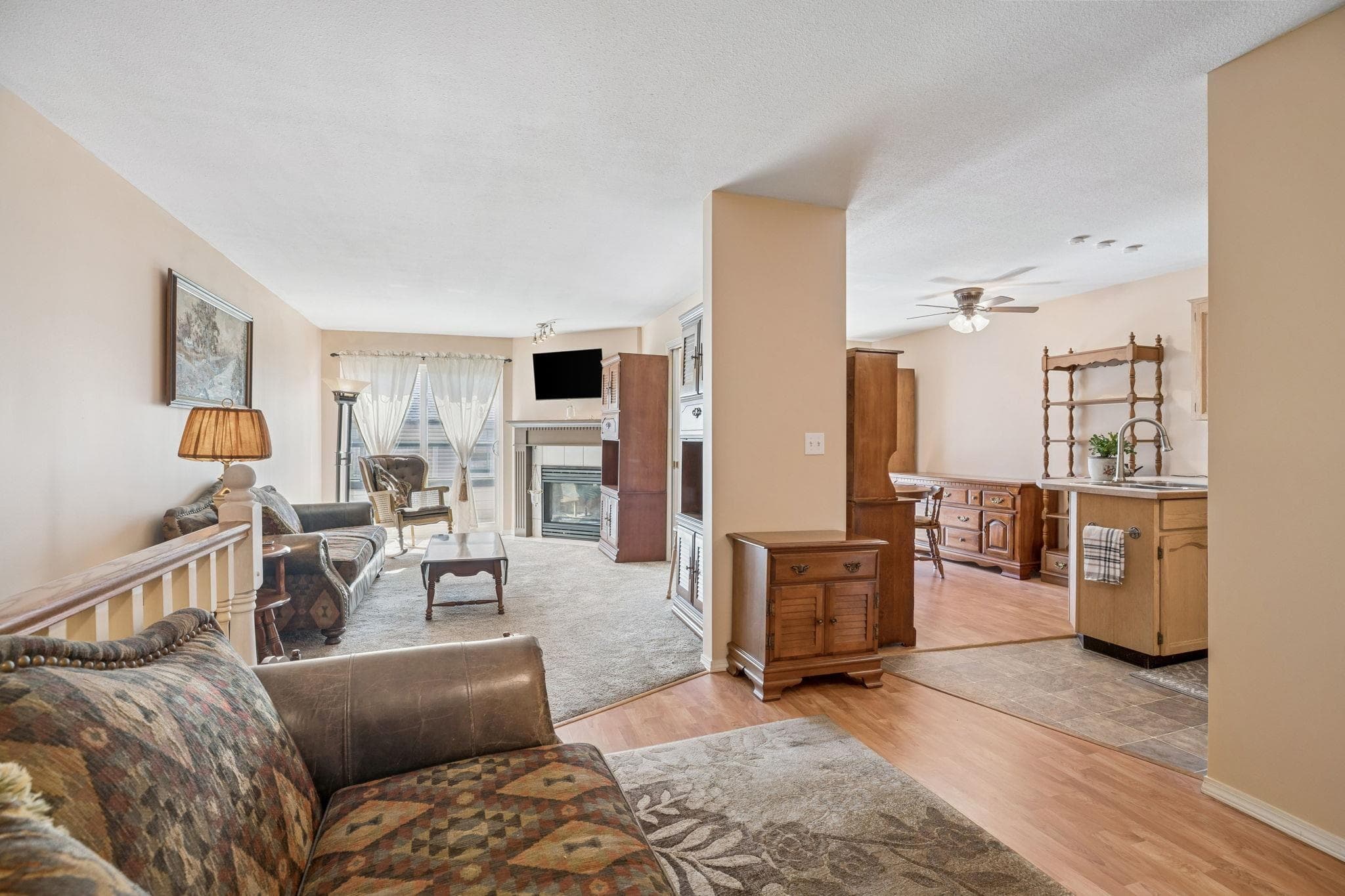402 - 11726 225 Street, Maple Ridge, V2X 6E4 — photo 5