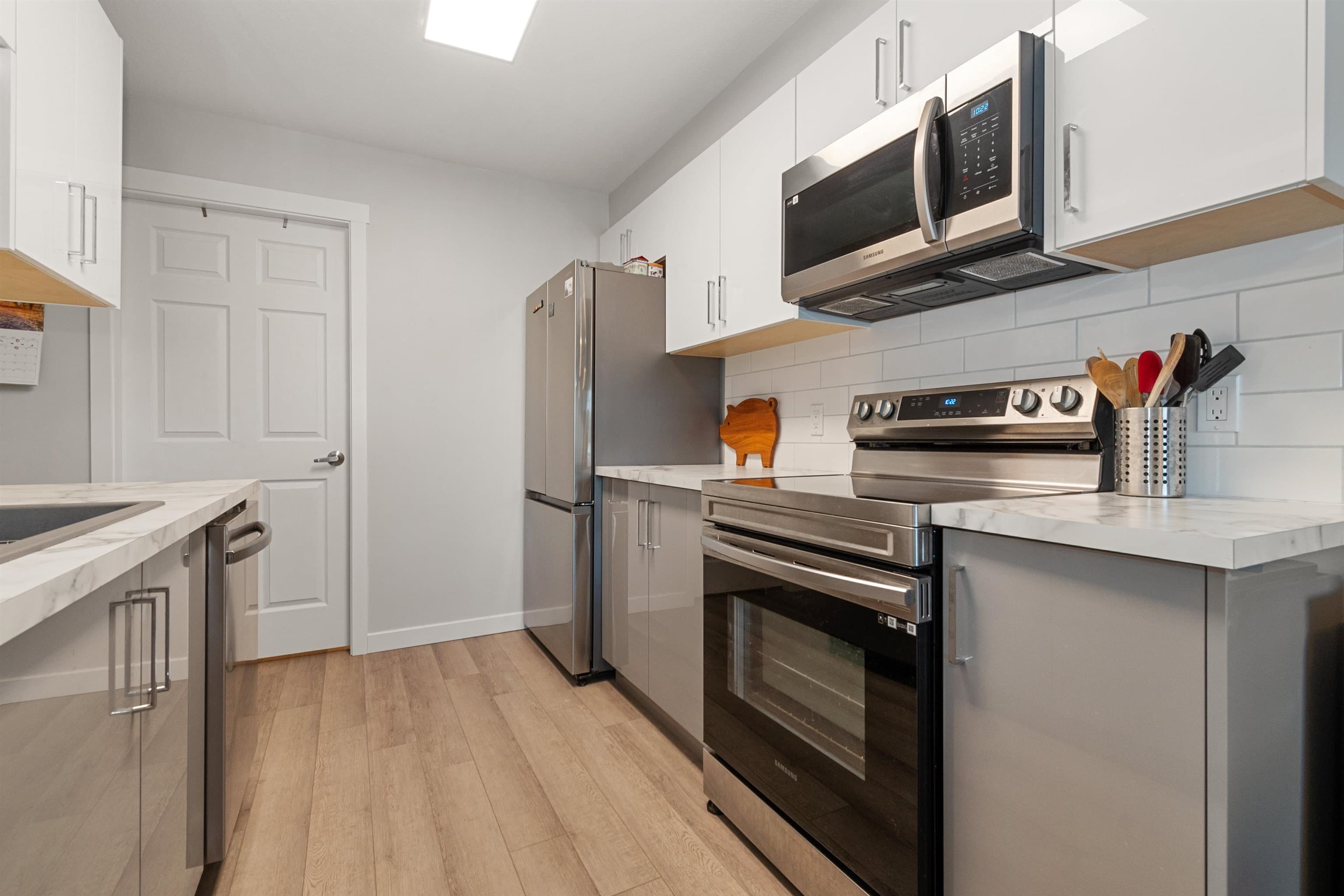 411 - 7694 Evans Road, Chilliwack, V2R 3W3 — photo 3
