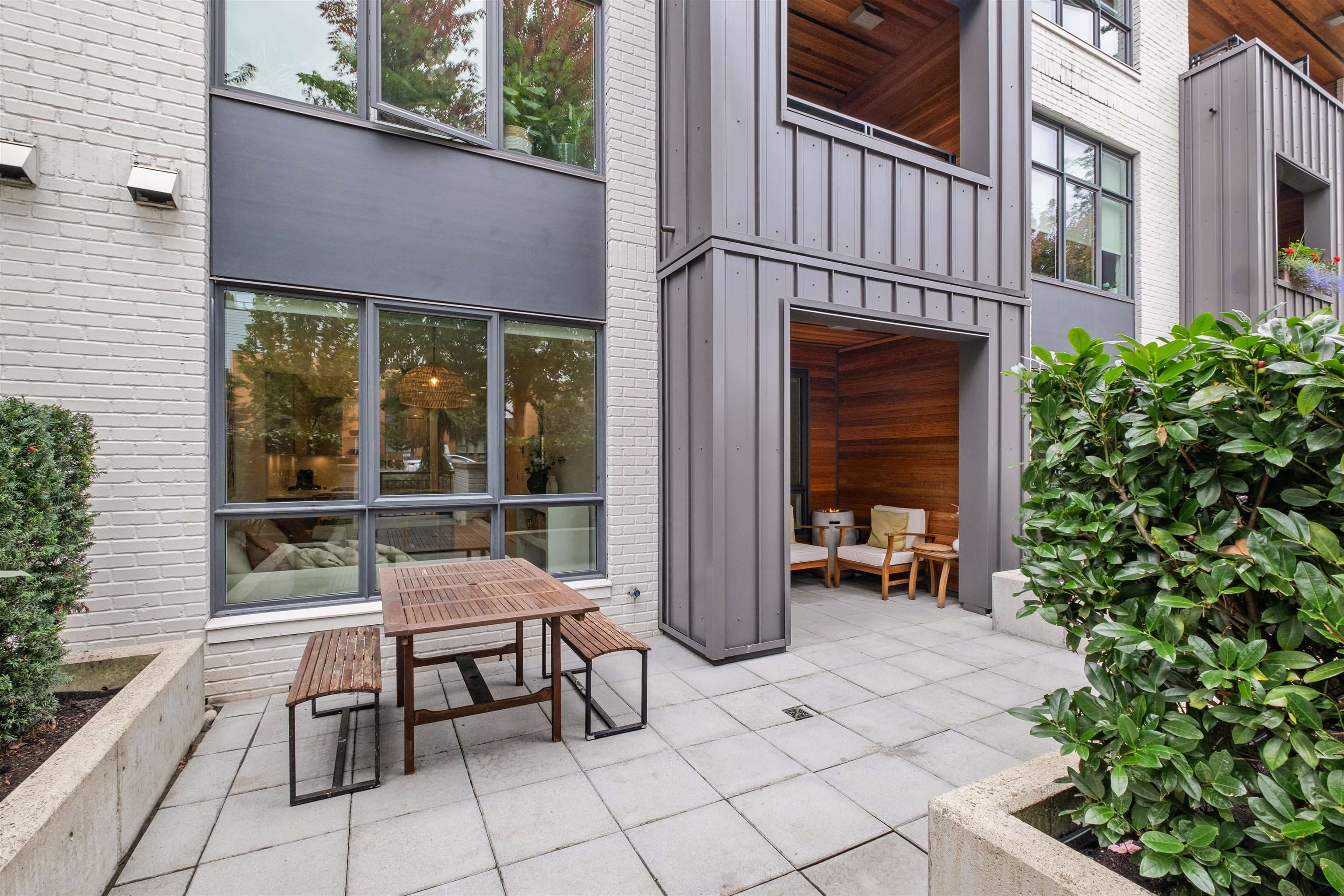 102 - 733 E 3rd Street, North Vancouver
