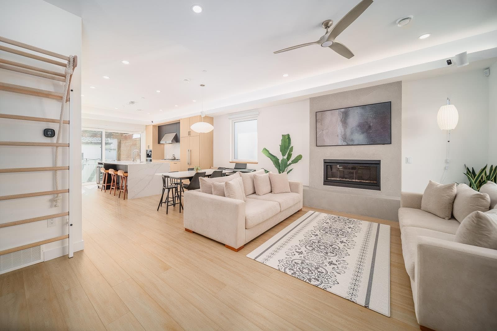 2428 Franklin Street, Vancouver, V5K 1X4 — photo 4