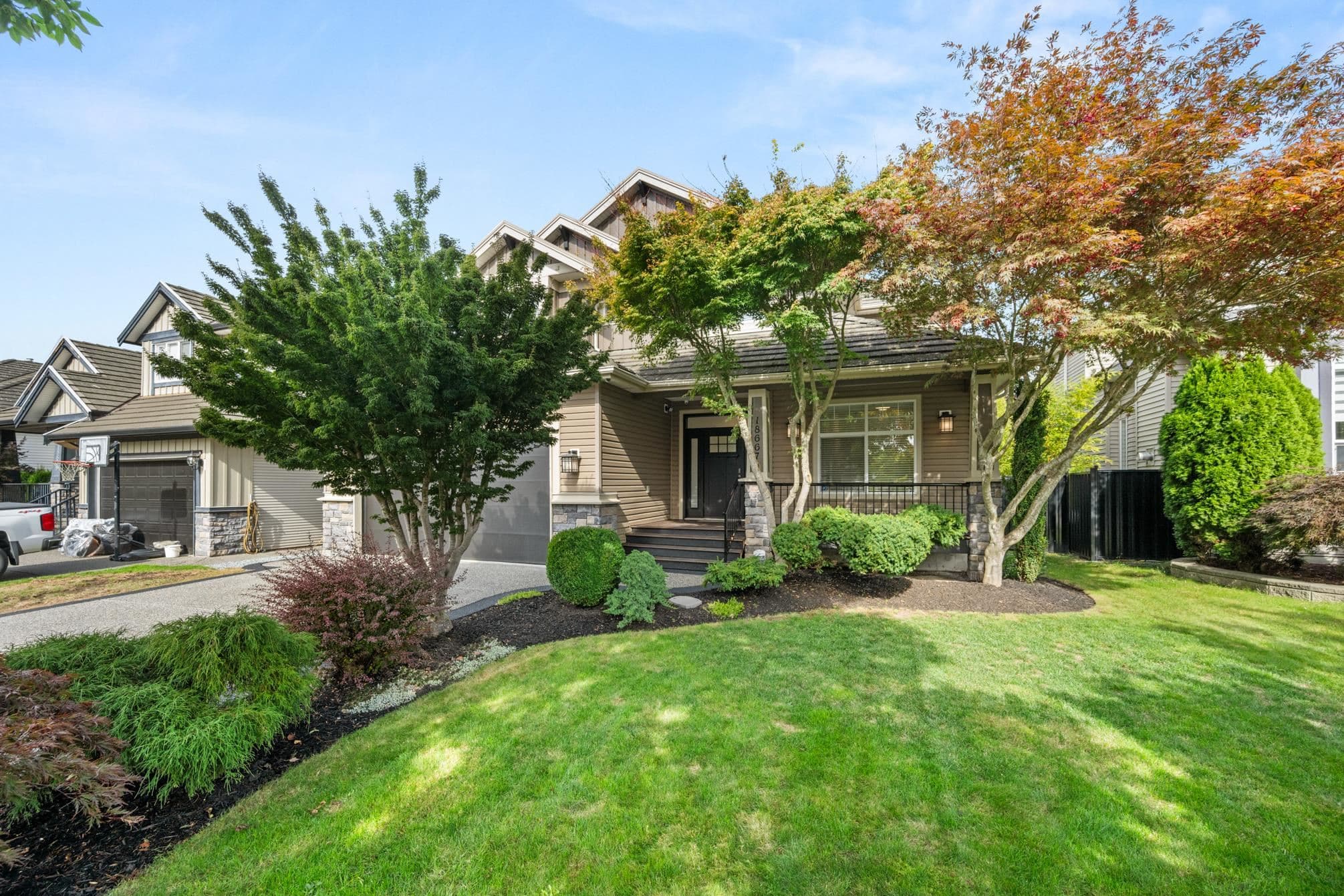 18667 63a Avenue, Surrey, V3S 8N1 — photo 2