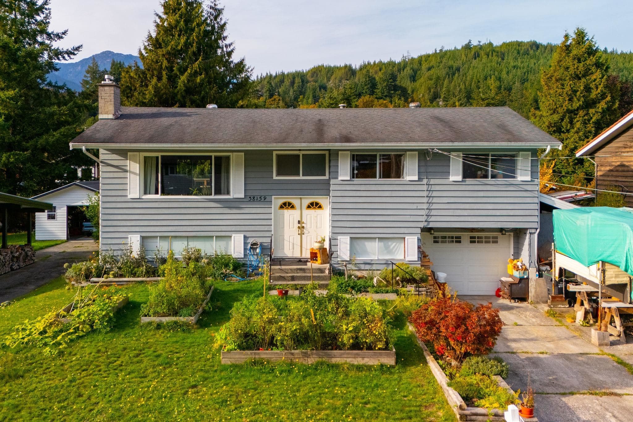 38159 Hemlock Avenue, Squamish — sold