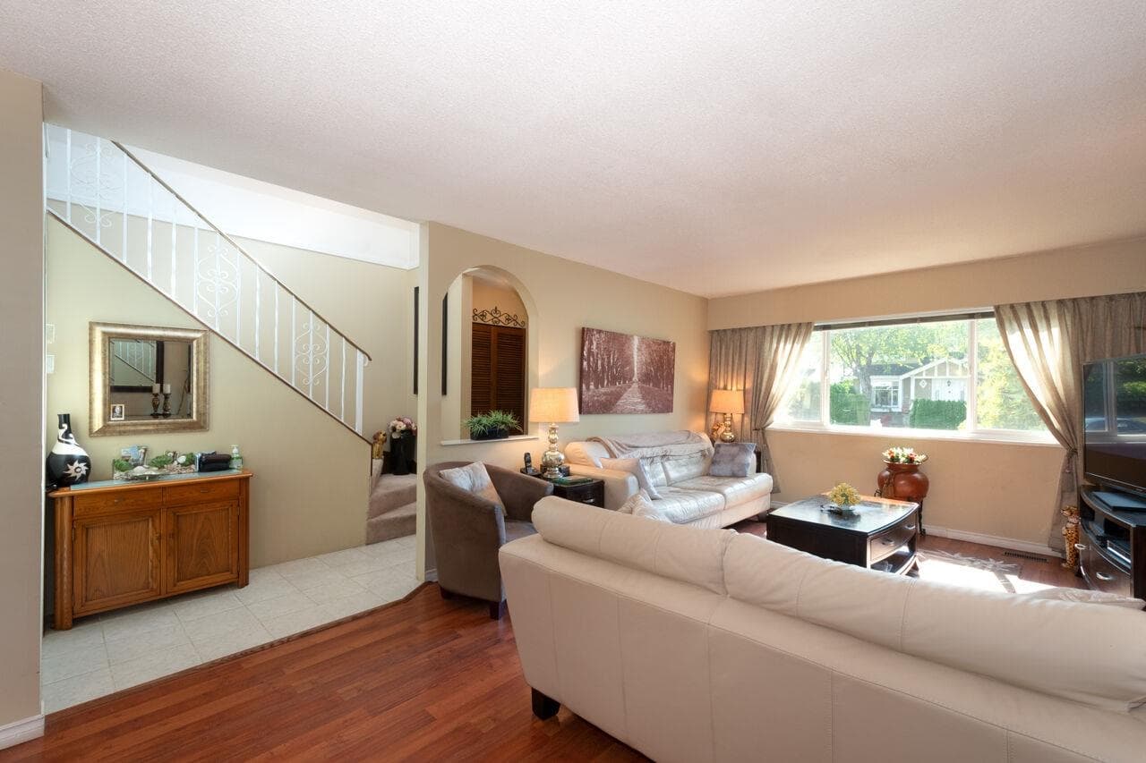 2155 W 15th Avenue, Vancouver, V6K 2Y4 — photo 3