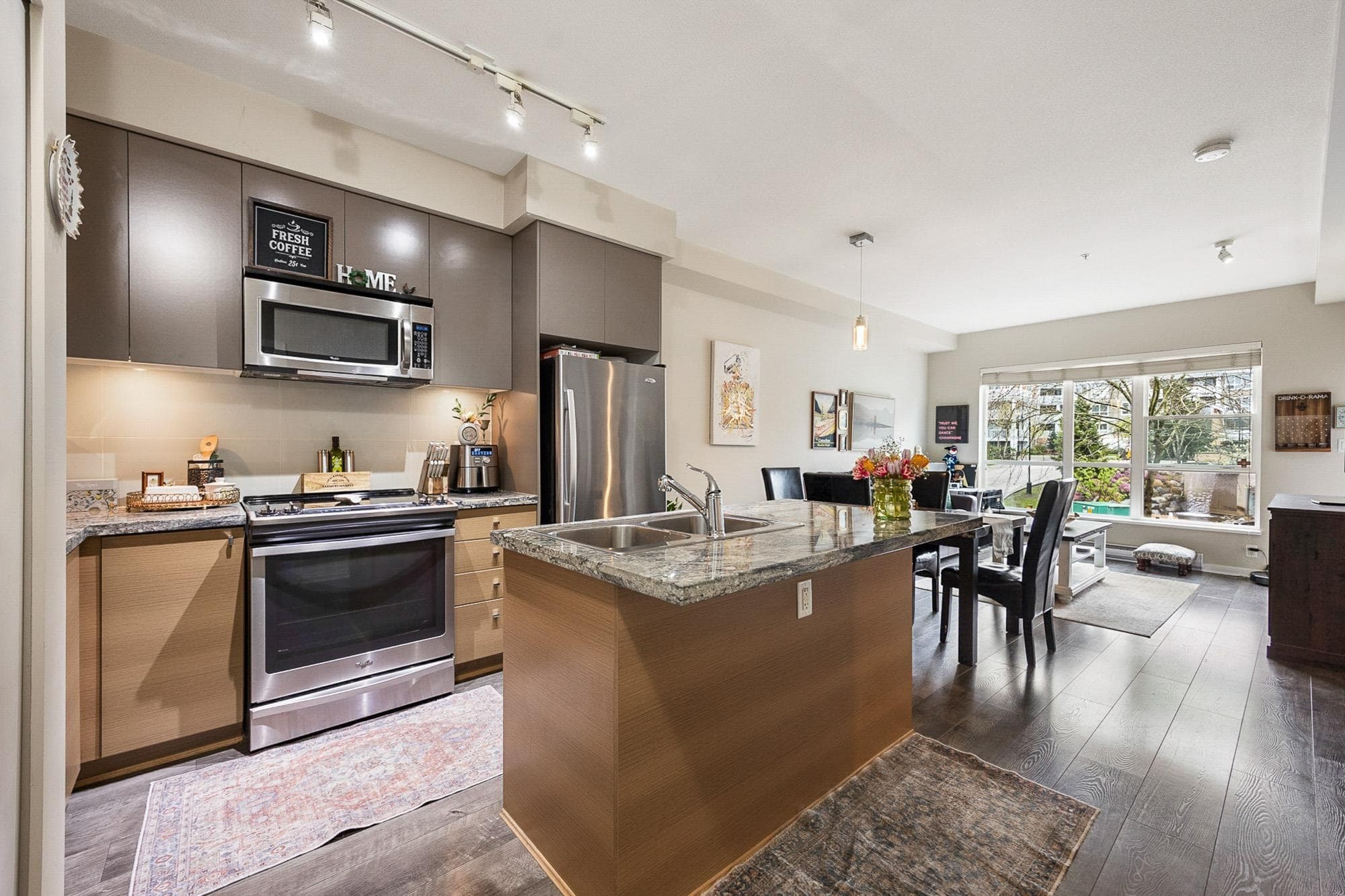 206 - 6430 194 Street, Surrey, V4N 6J7 — photo 2