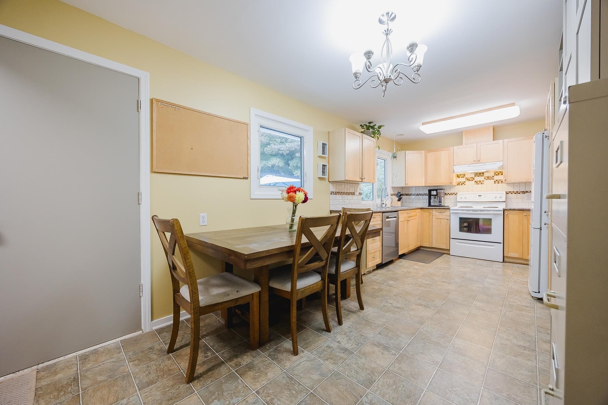 2296 Alexander Crescent, Abbotsford, V2S 3W4 — photo 5