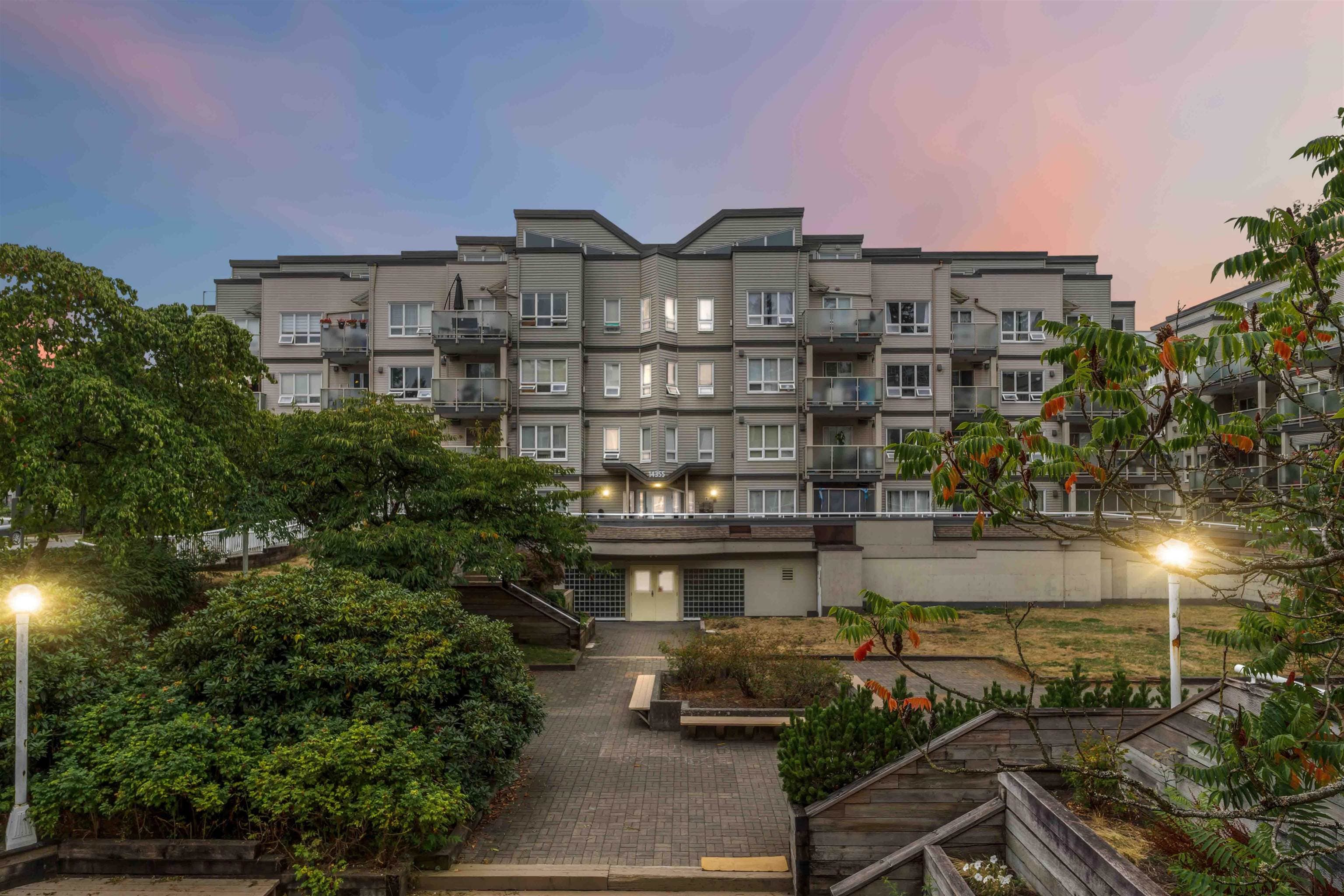 308 - 14355 103 Avenue, Surrey, V3T 5V5 — photo 1