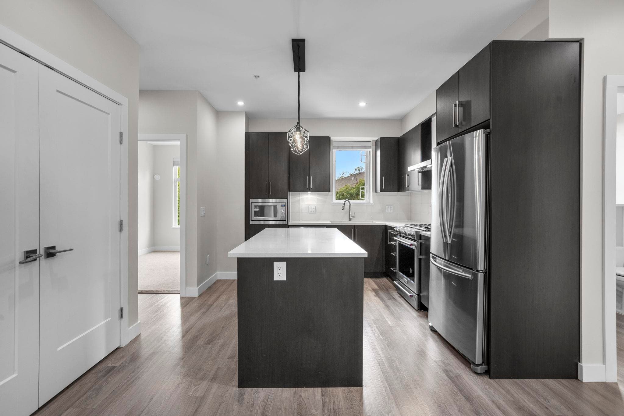 306 - 15436 31 Avenue, Surrey, V3Z 1H3 — photo 4
