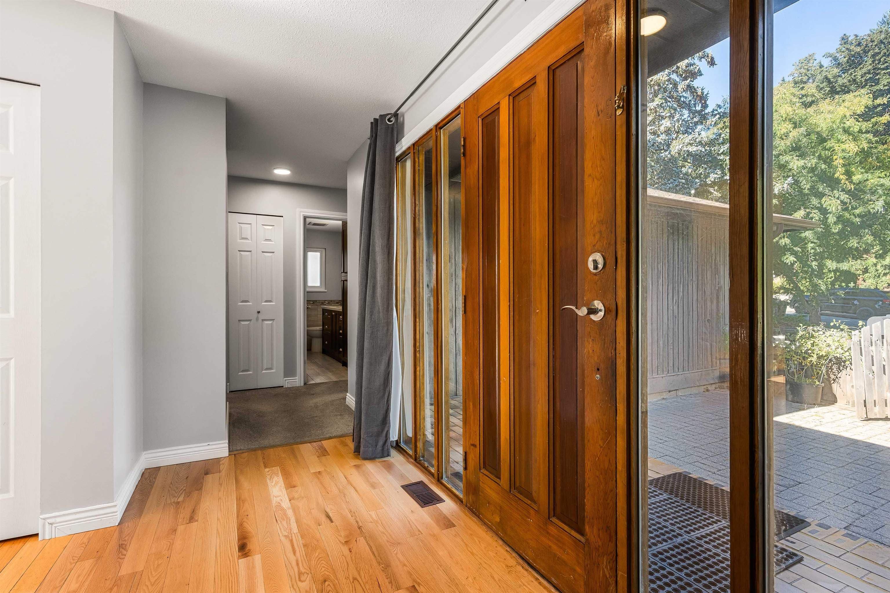 35390 Rockwell Drive, Abbotsford, V3G 2C8 — photo 5