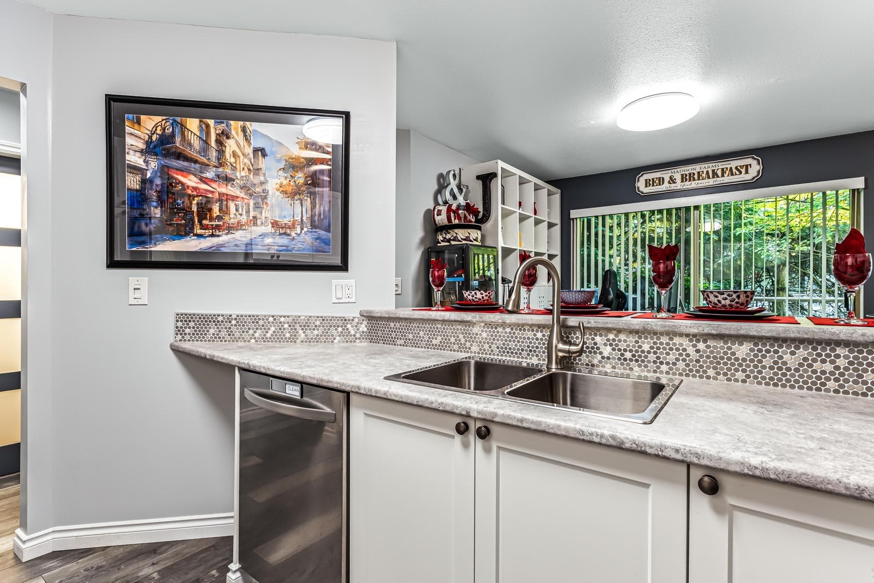 203 - 10743 139 Street, Surrey, V3T 4L8 — photo 3