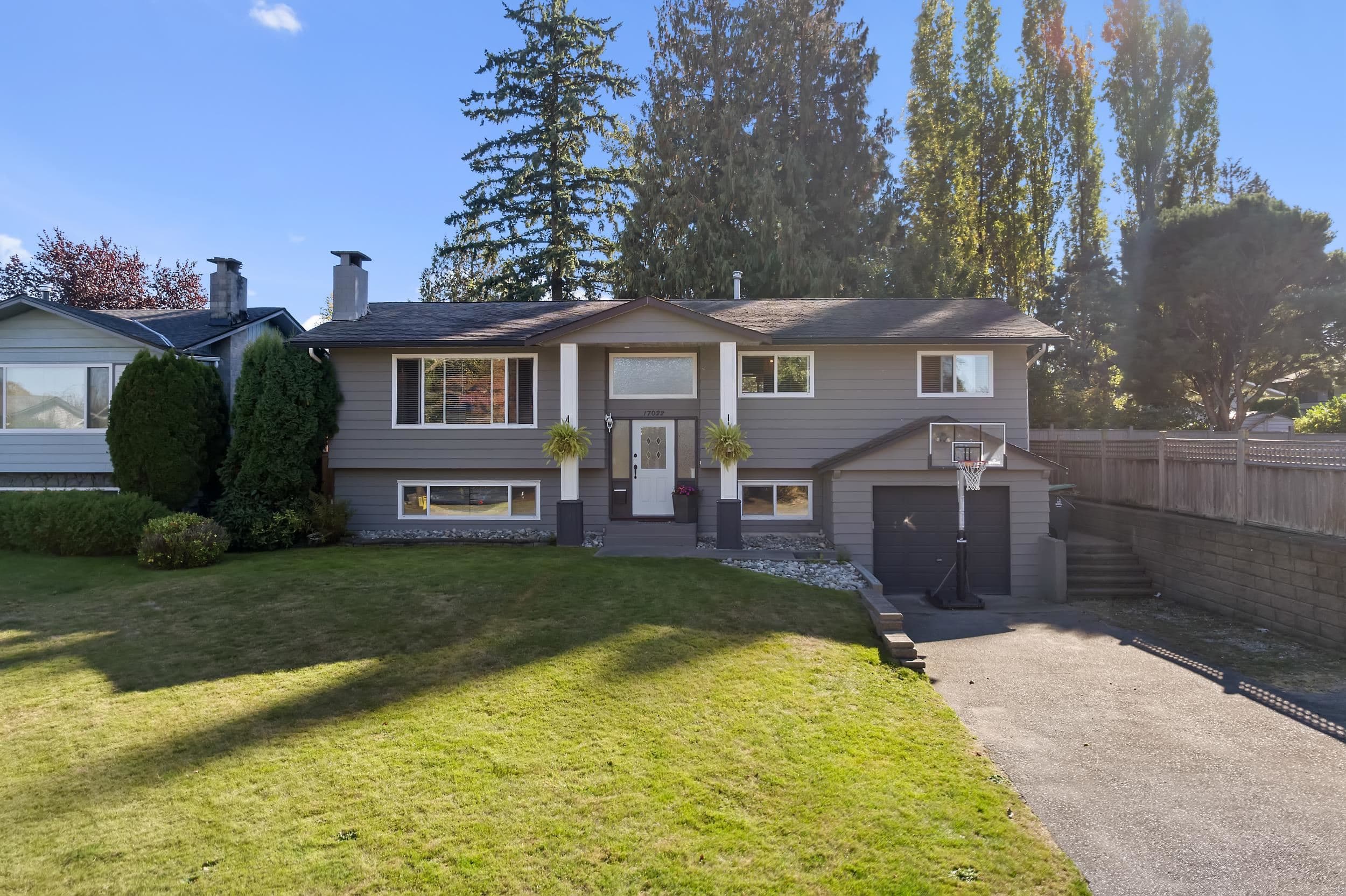 17022 Hereford Place, Surrey, V3S 4X1 — photo 1