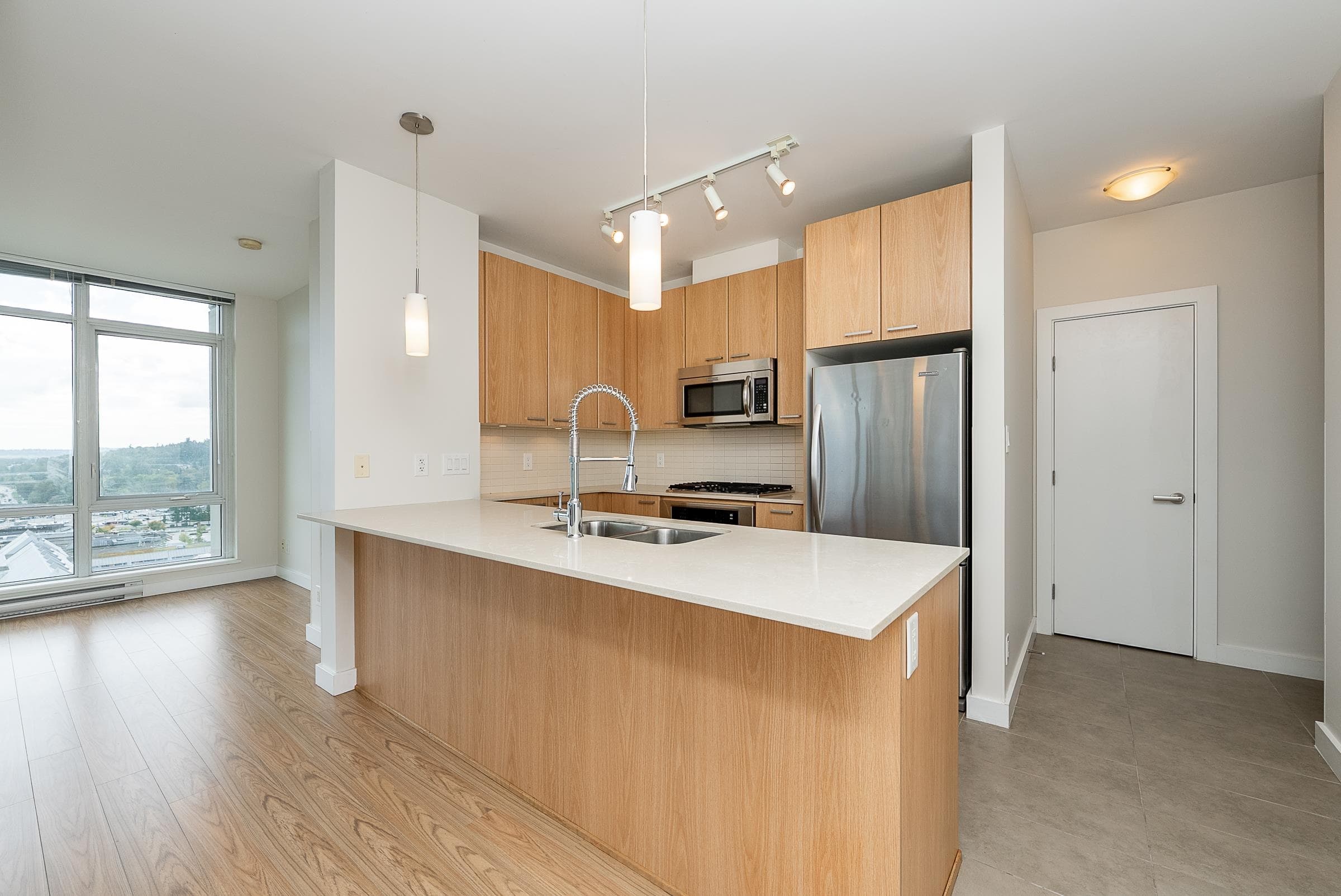 2105 - 2955 Atlantic Avenue, Coquitlam, V3B 0H9 — photo 3