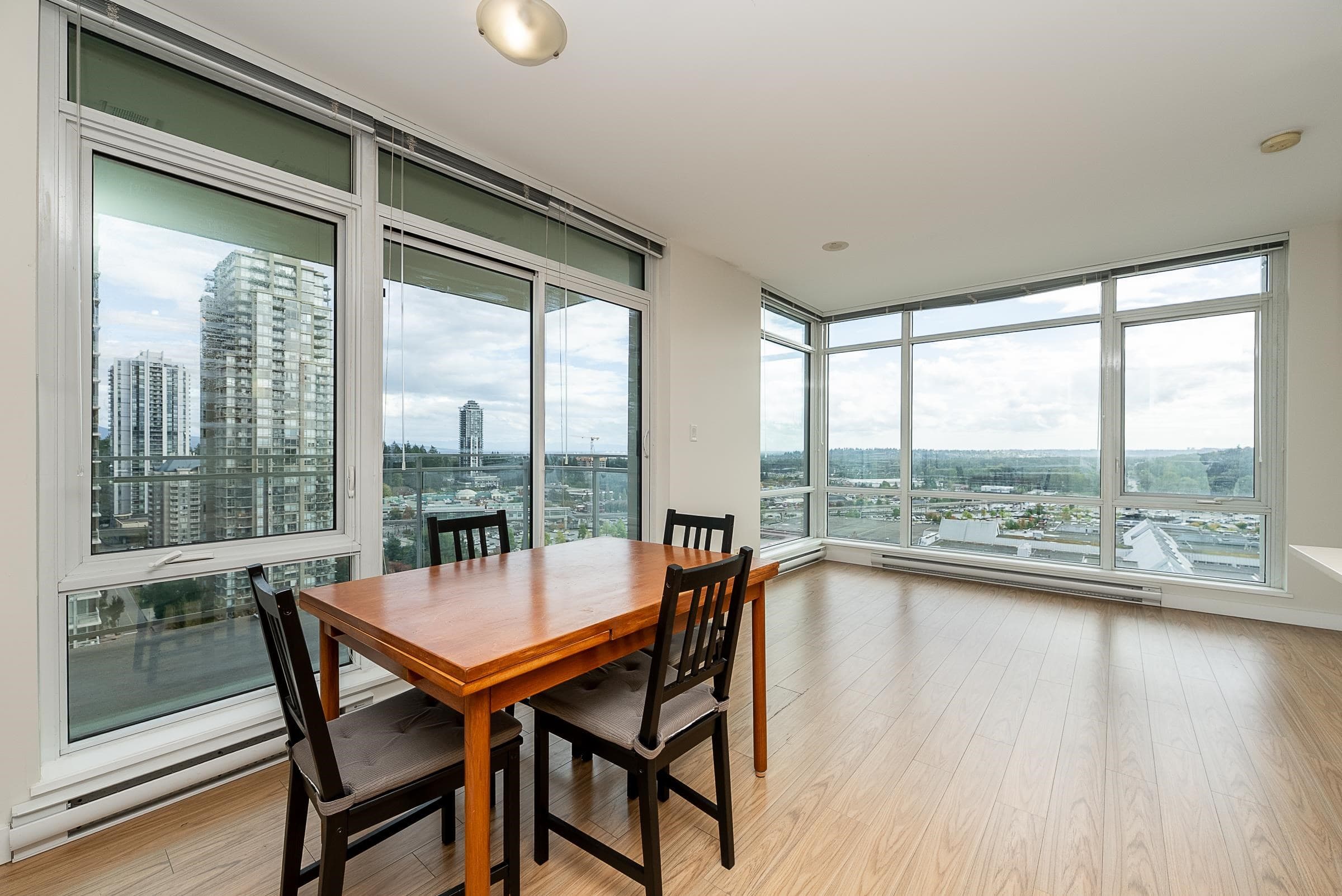 2105 - 2955 Atlantic Avenue, Coquitlam, V3B 0H9 — photo 5