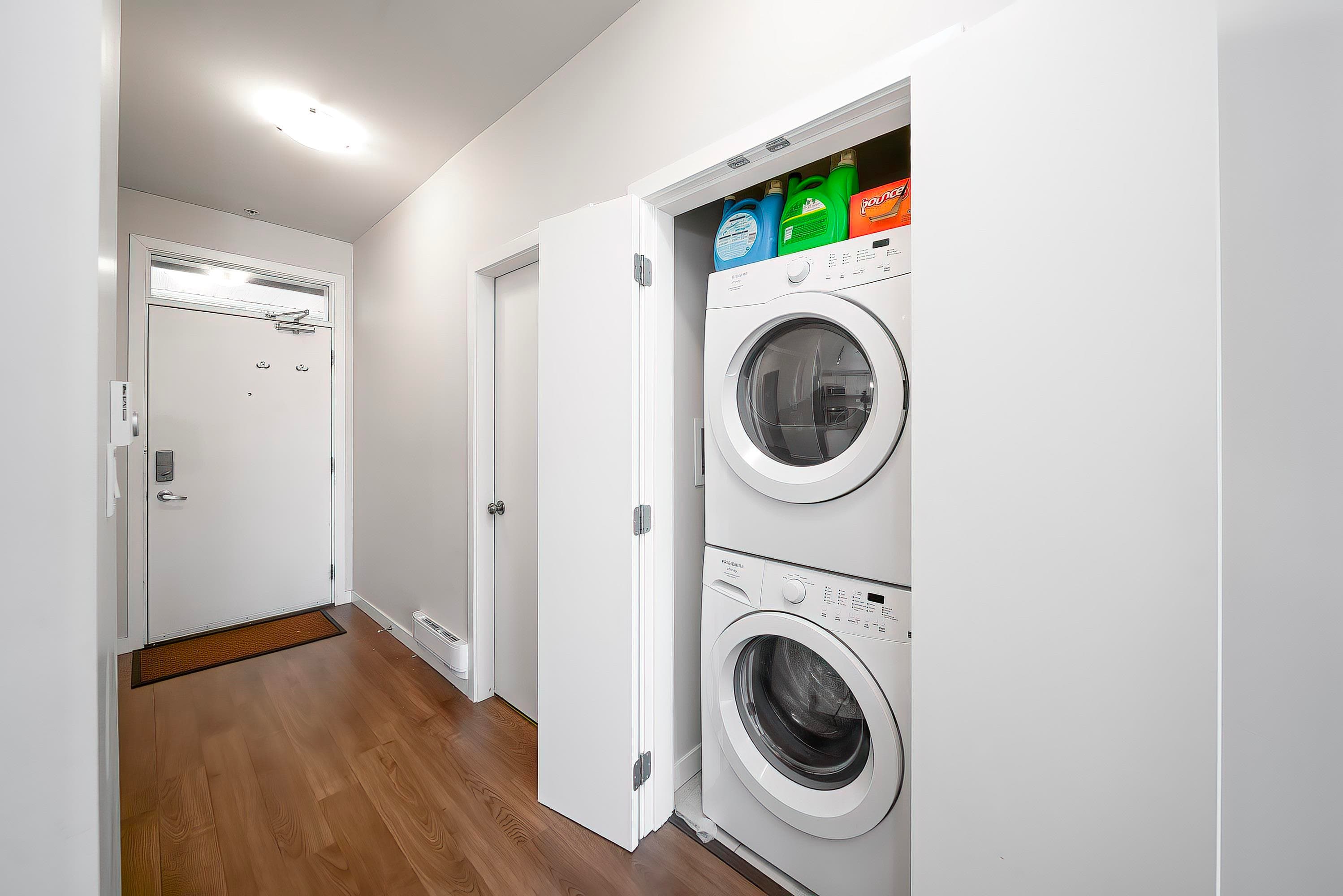 207 - 5288 Grimmer Street, Burnaby, V5H 0C5 — photo 3