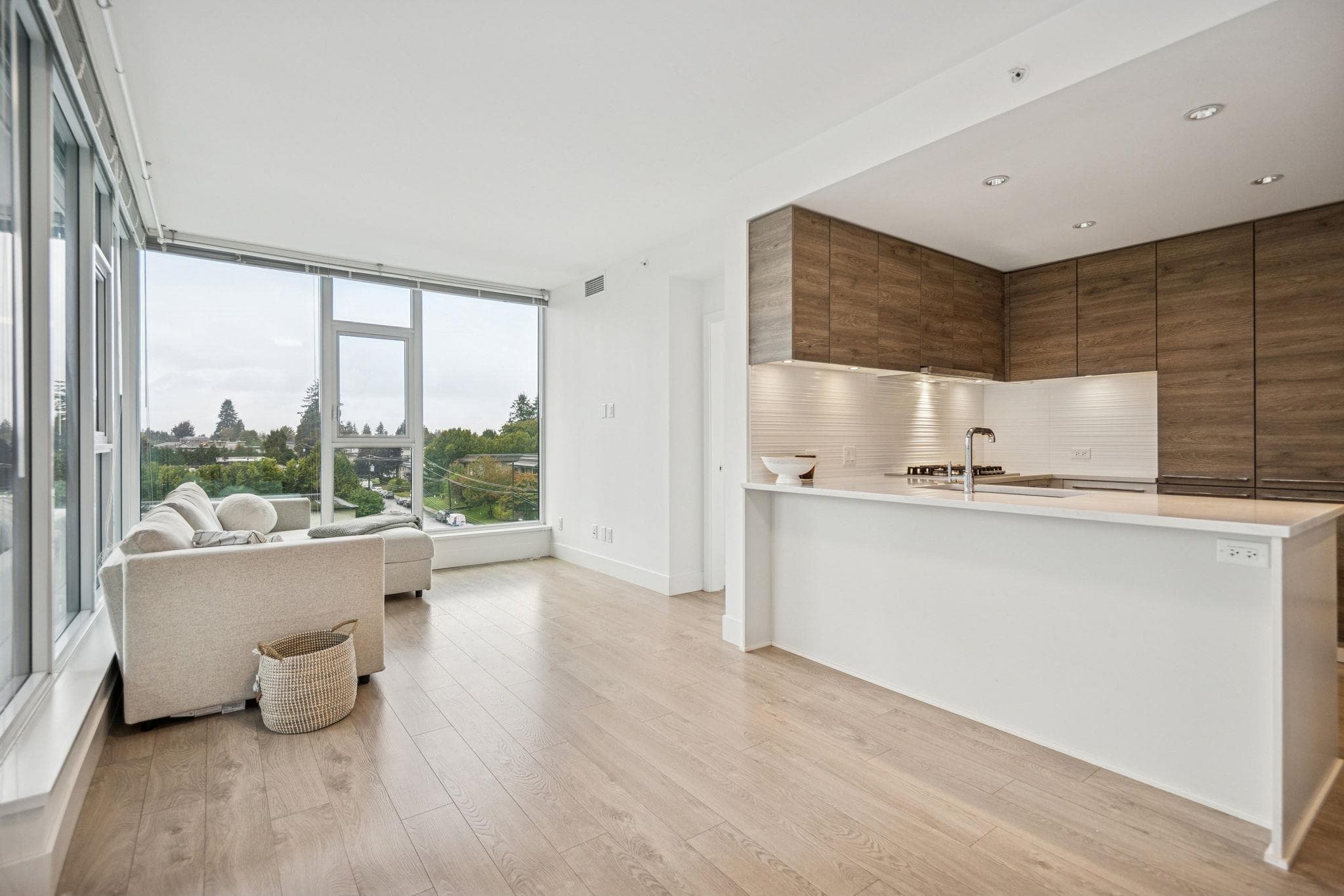 510 - 7358 Edmonds Street, Burnaby, V3N 0H1 — photo 2