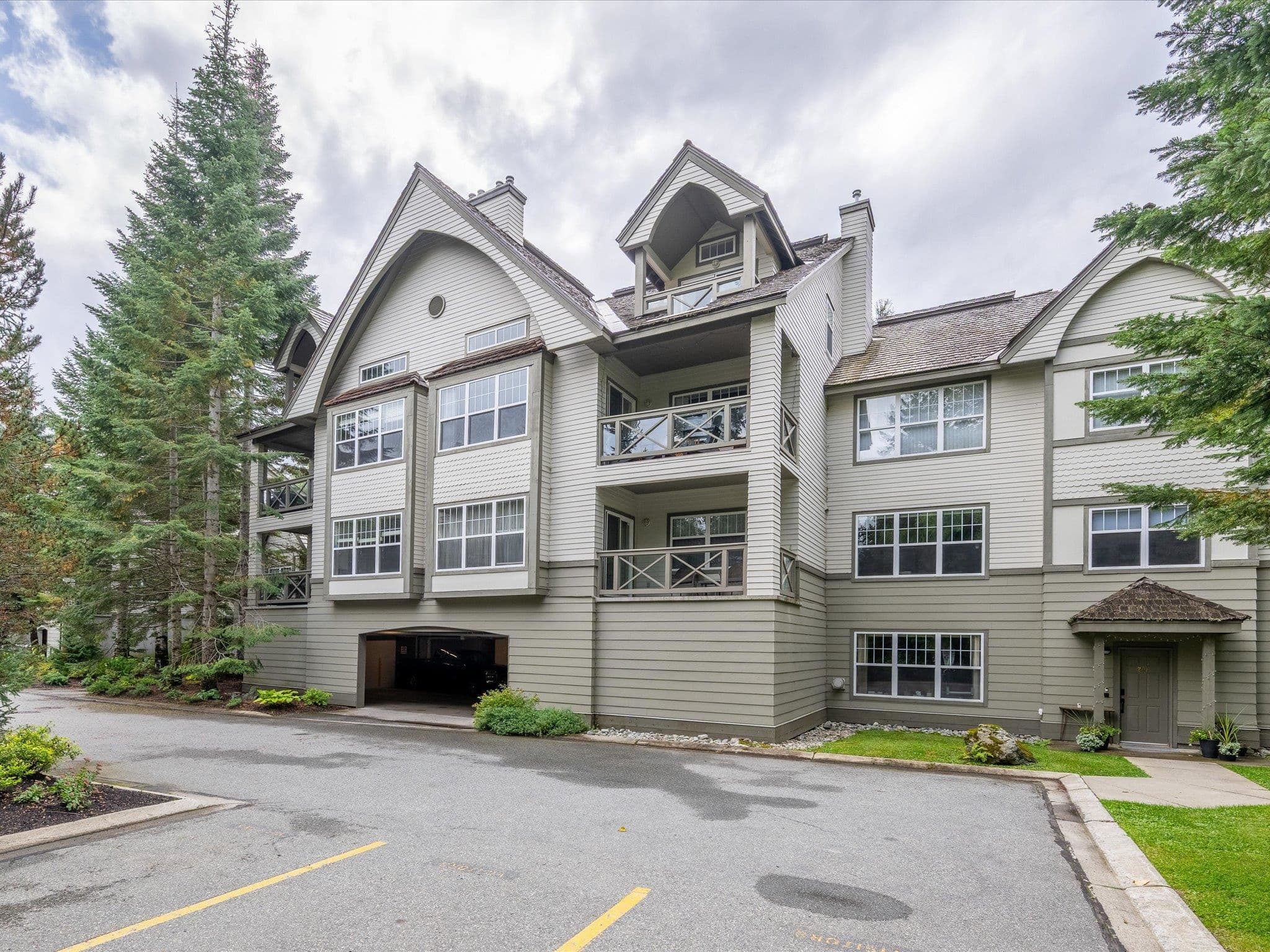 203 - 3300 Ptarmigan Place, Whistler