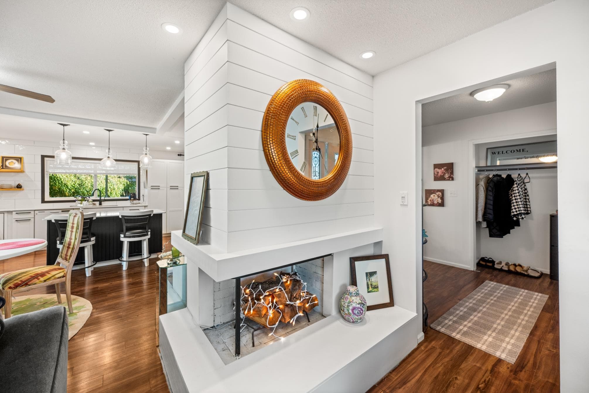 20553 43a Avenue, Langley, V3A 3C7 — photo 4