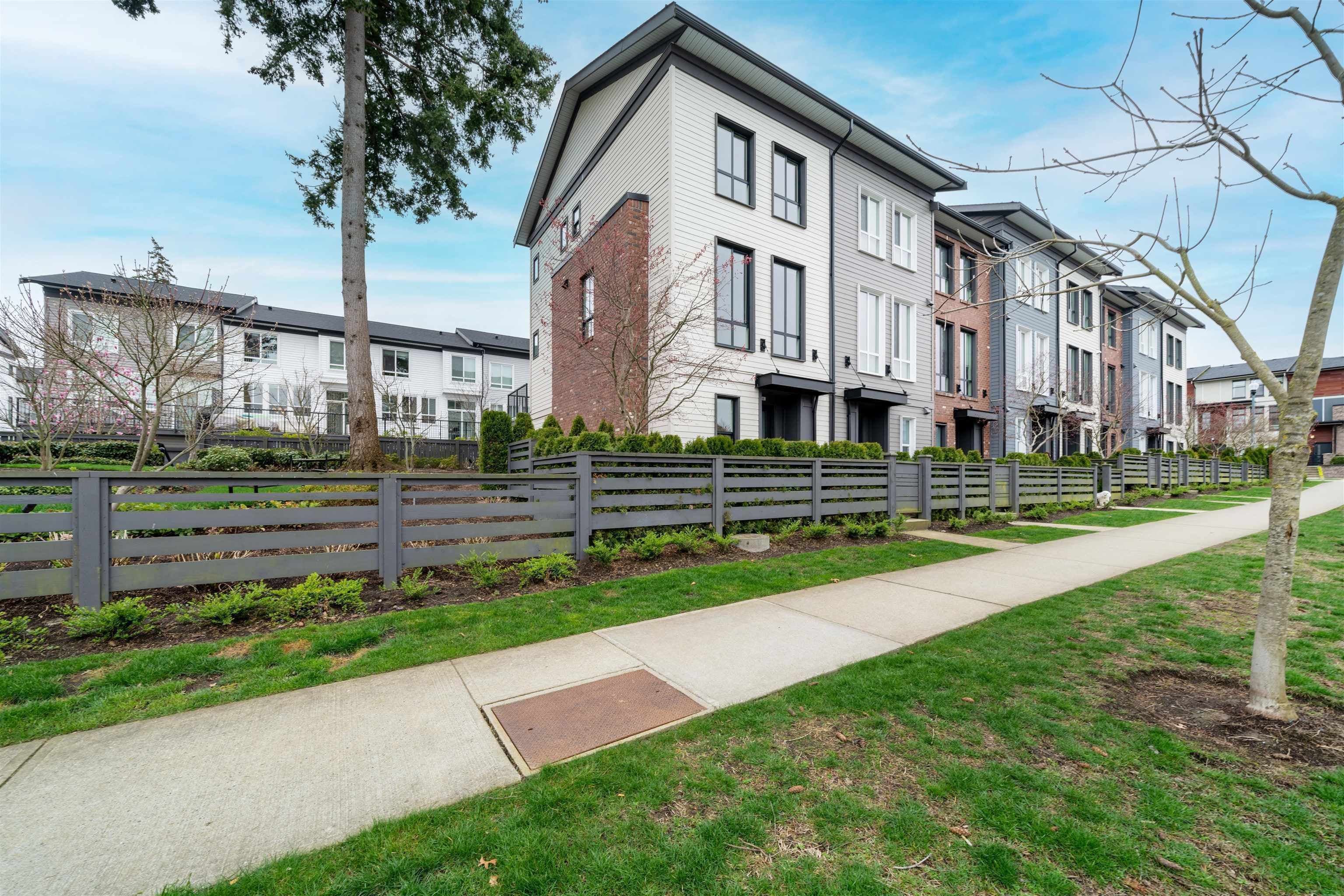 8 - 15828 27 Avenue, Surrey