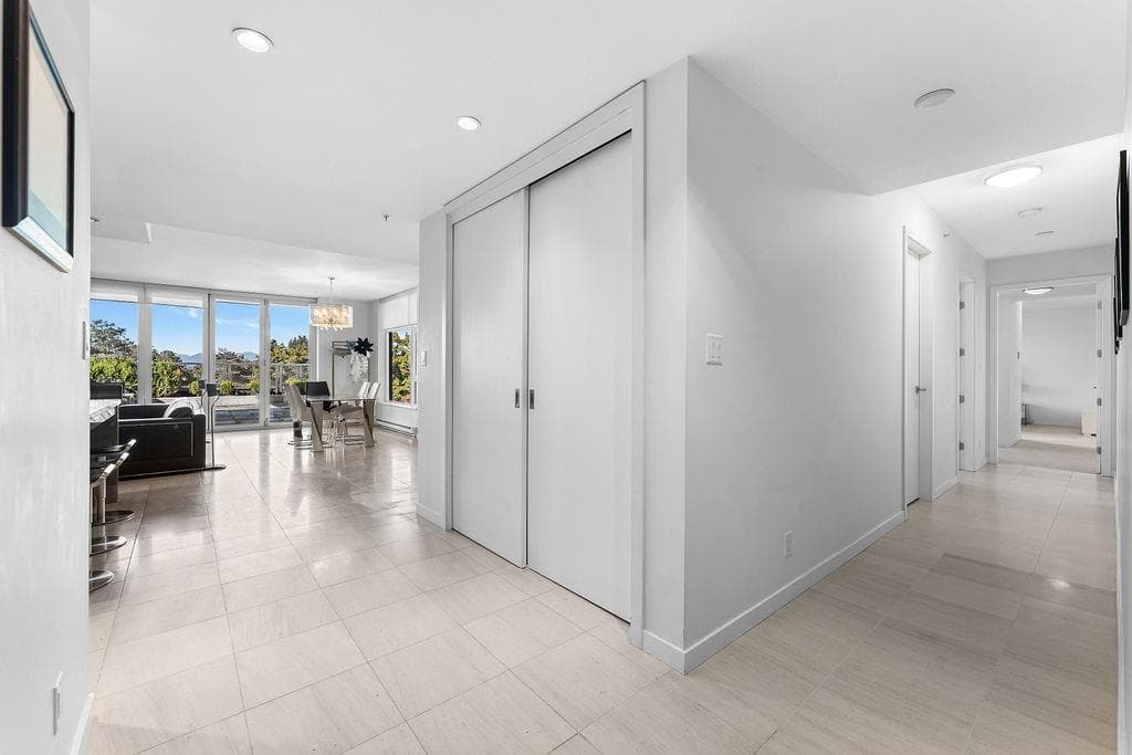 503 - 6093 Iona Drive, Vancouver, V6T 0B2 — photo 2