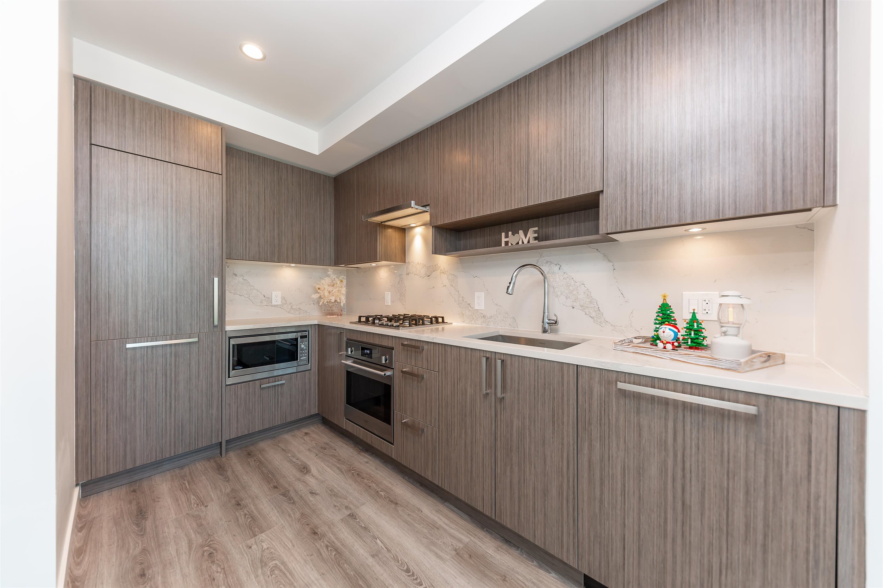 3305 - 13350 Central Avenue, Surrey, V3T 0S1 — photo 4