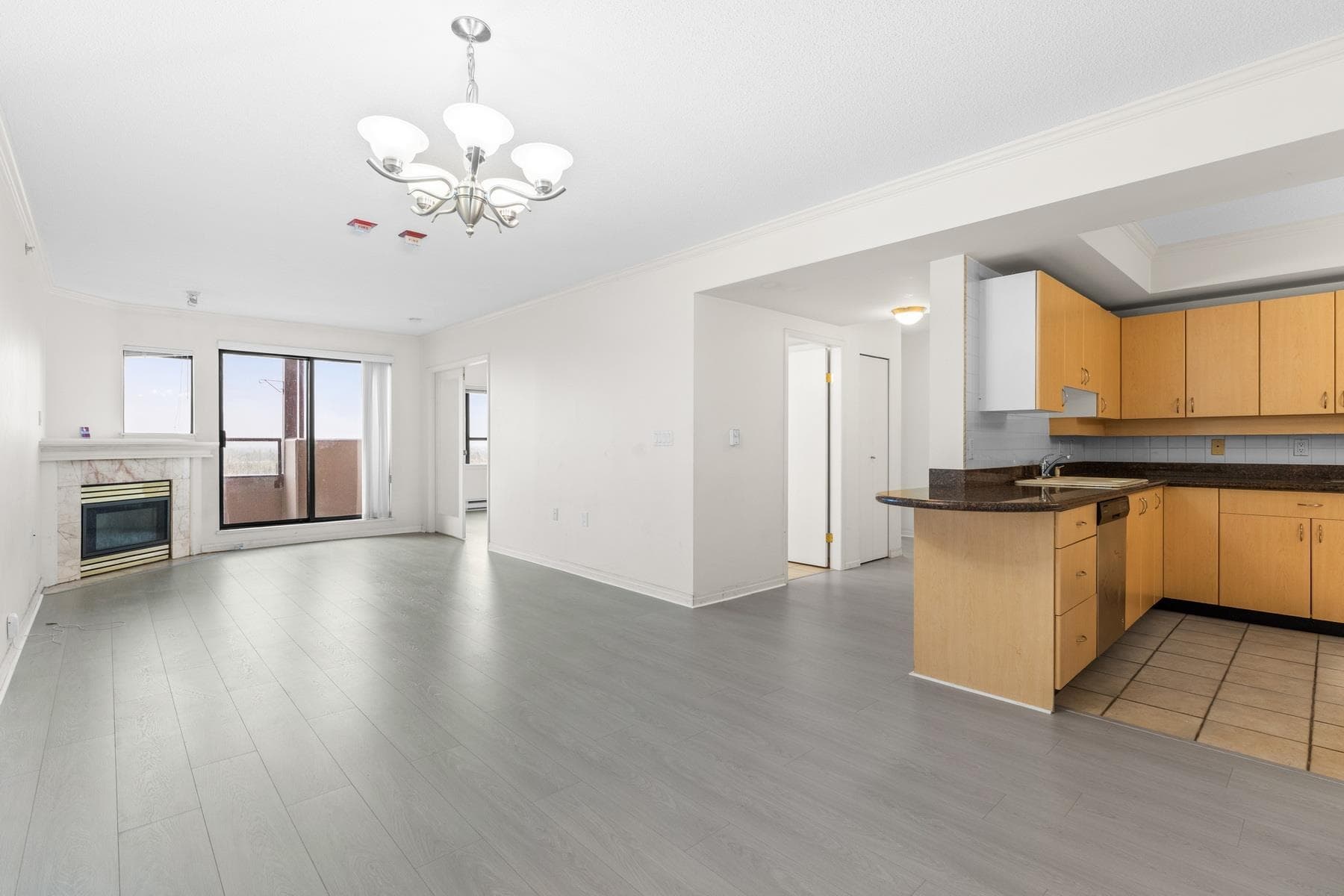 1605 - 6611 Cooney Road, Richmond, V6Y 4C5 — photo 2
