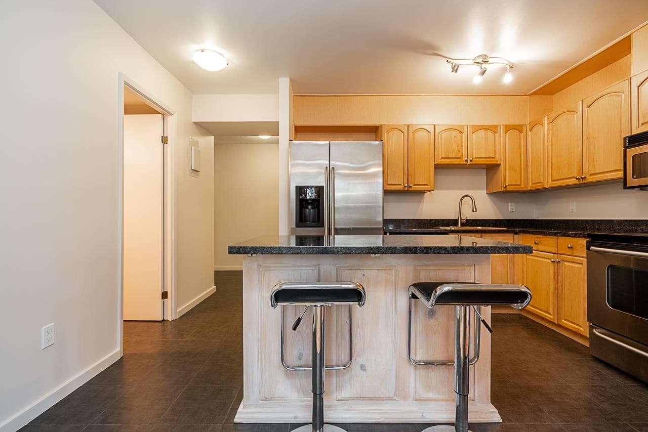 406 - 3755 Bartlett Court, Burnaby, V3J 7G7 — photo 3