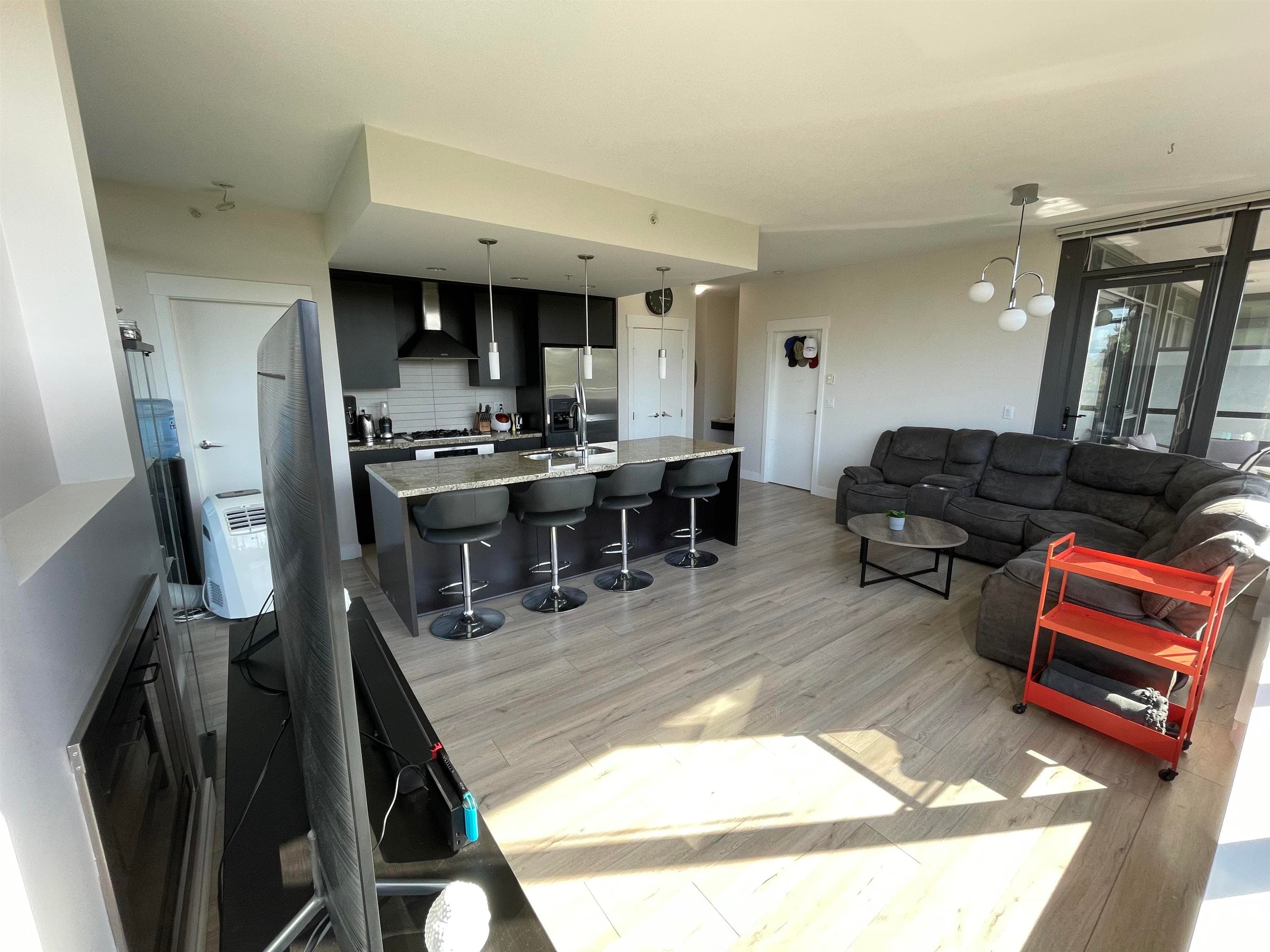 1103 - 7088 18th Avenue, Burnaby, V3N 0A2 — photo 4