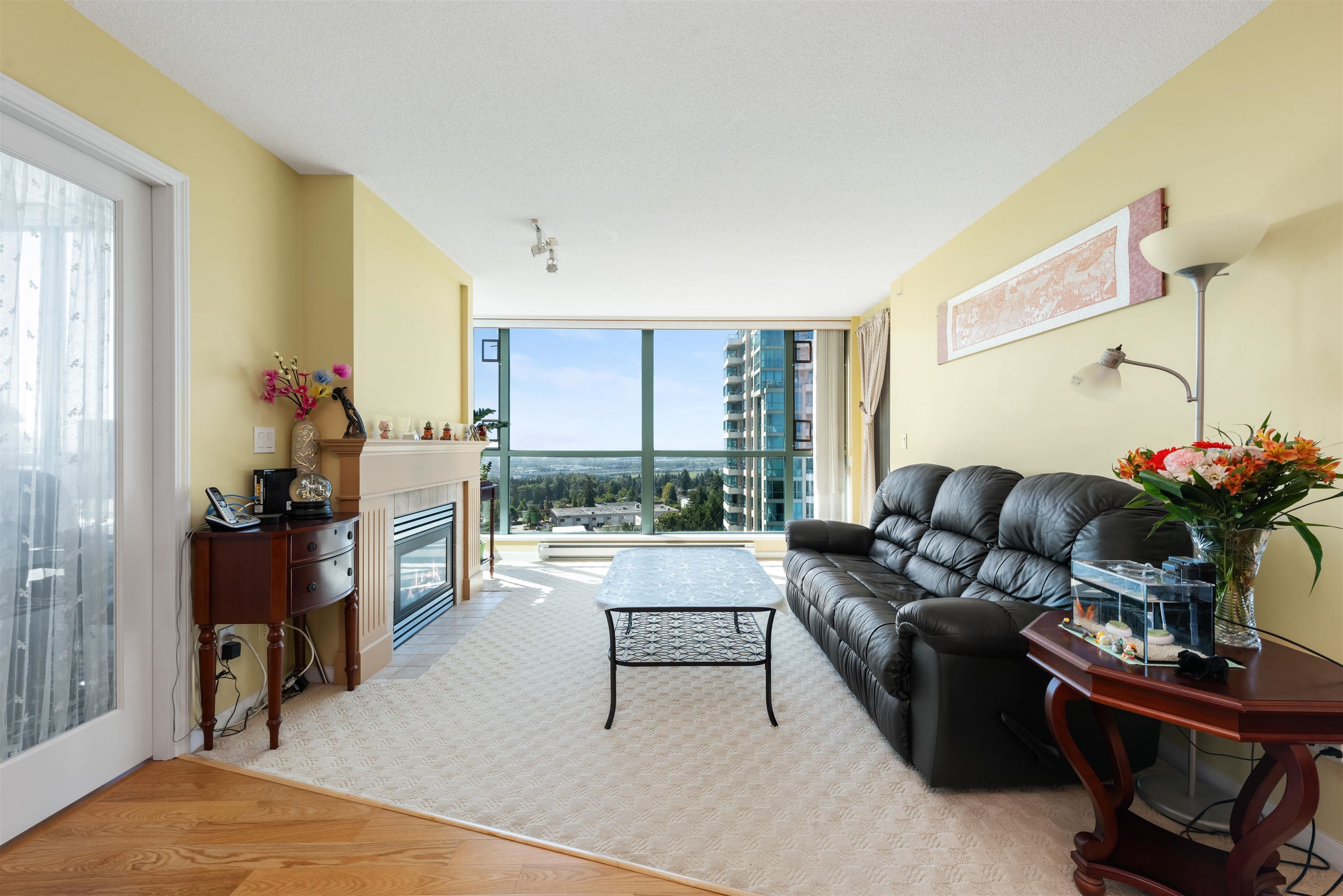 1203 - 6611 Southoaks Crescent, Burnaby, V5E 4L5 — photo 2