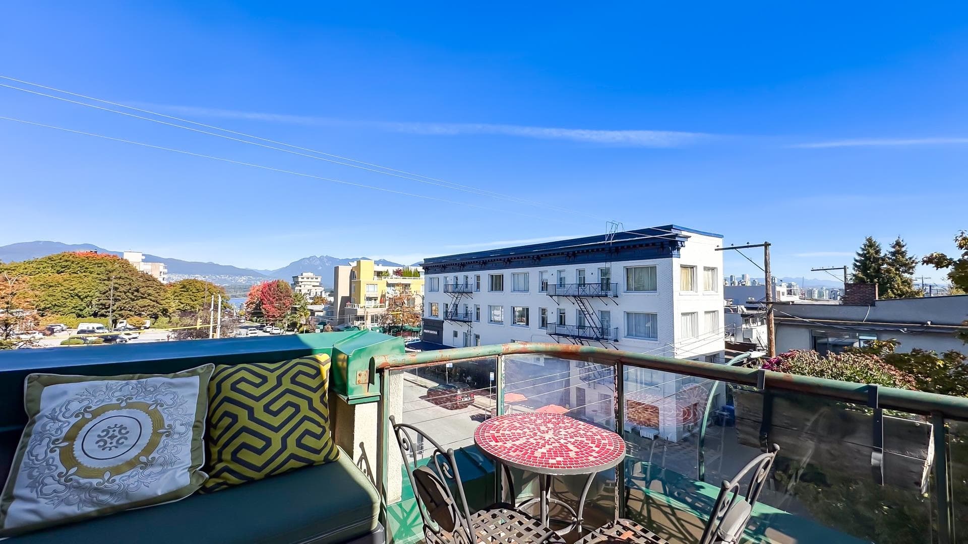 402 PH2 - 2091 Vine Street, Vancouver, V6K 4P7 — photo 4