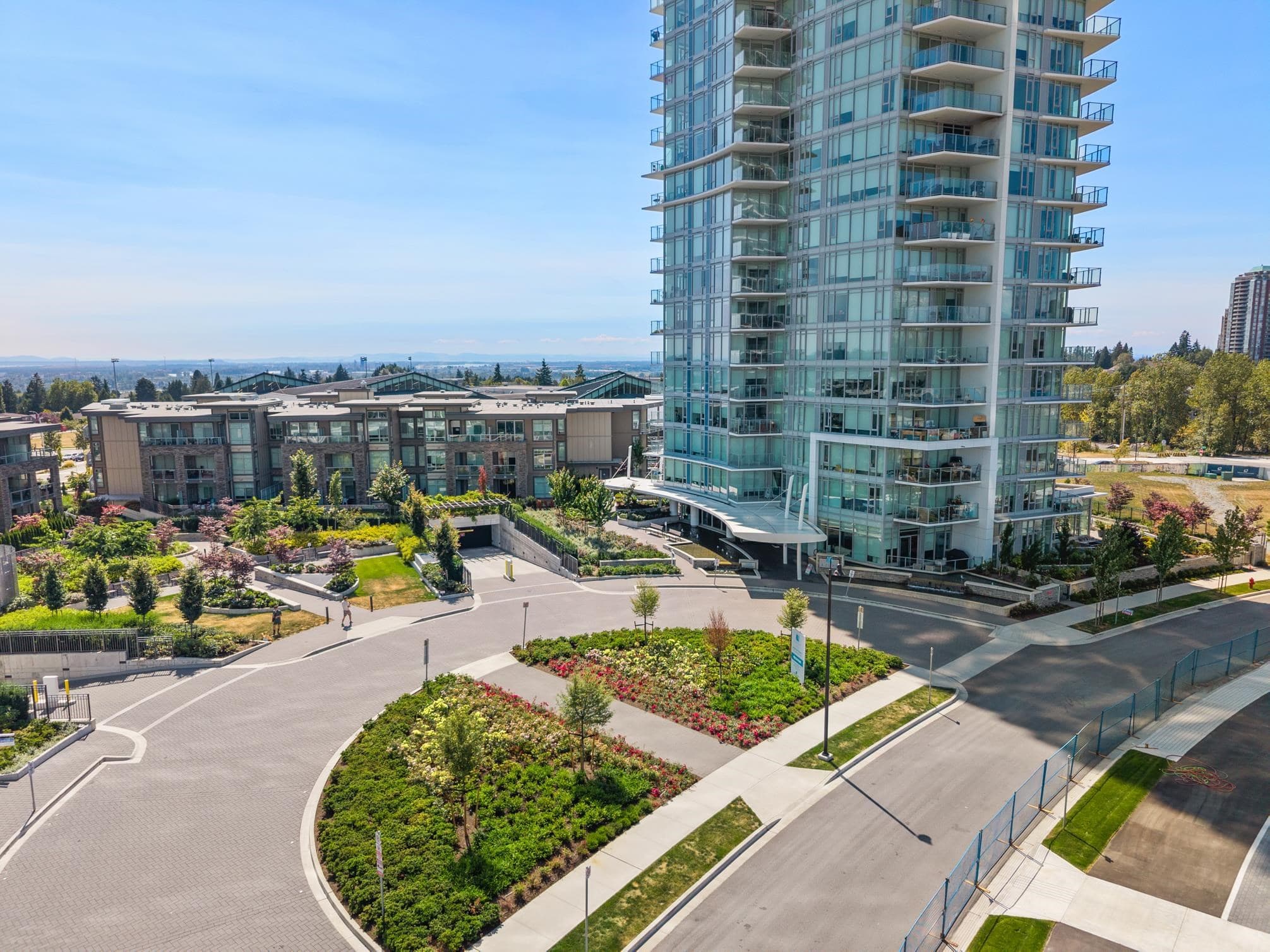 1305 - 7683 Park Crescent, Burnaby