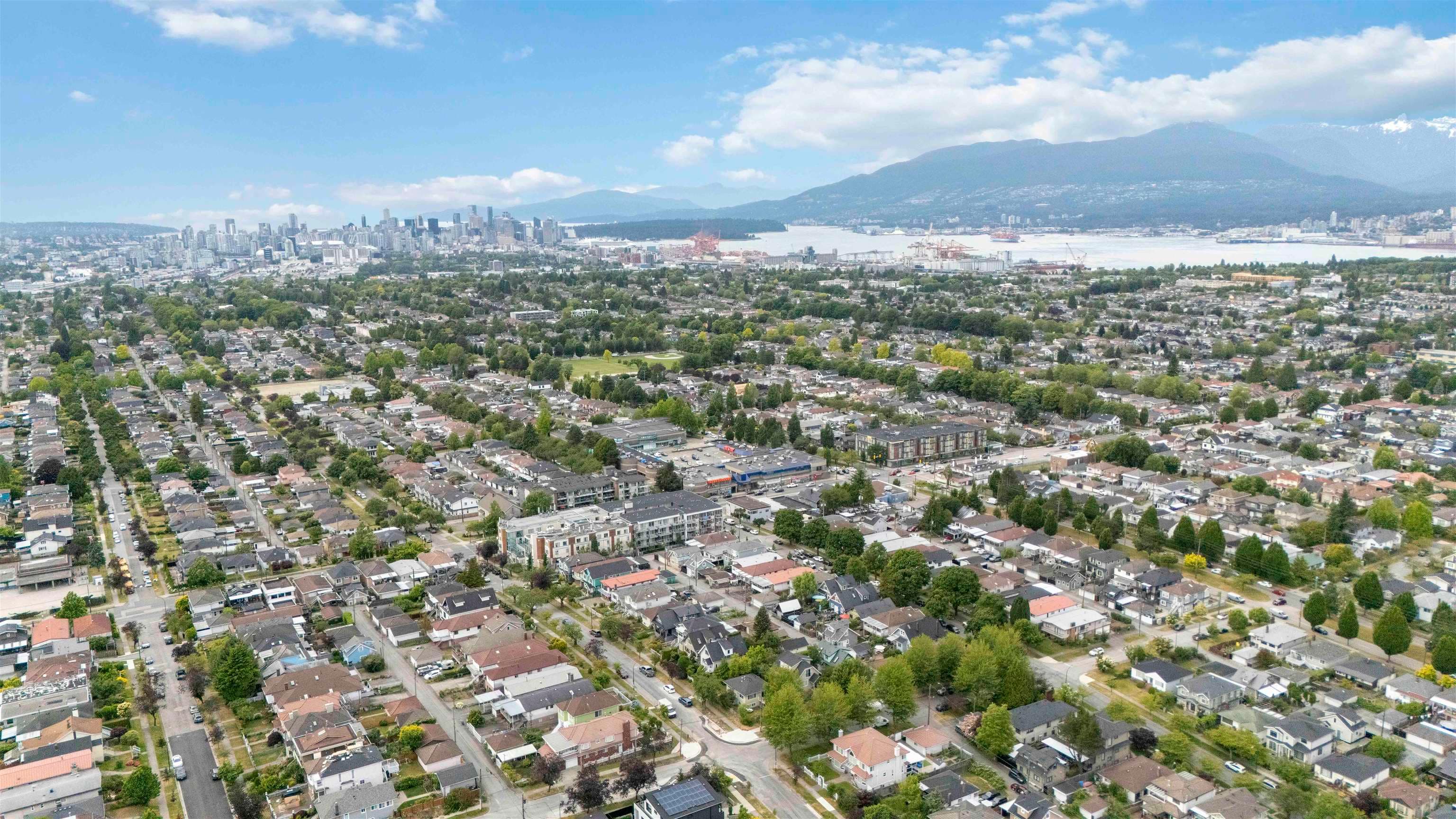 PH8 - 1838 Renfrew Street, Vancouver, V5M 3H9 — photo 5