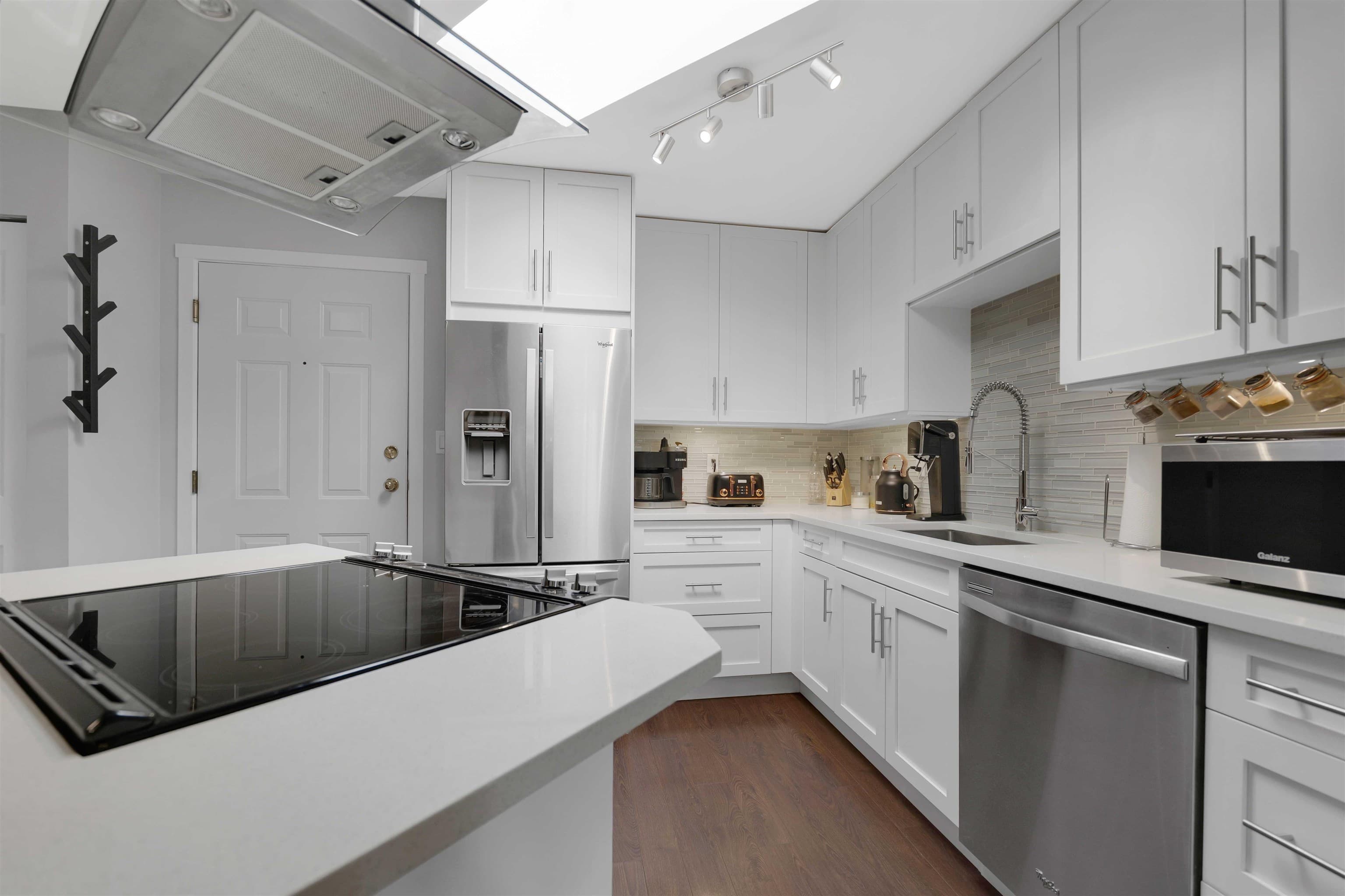 B309 - 40120 Willow Crescent, Squamish