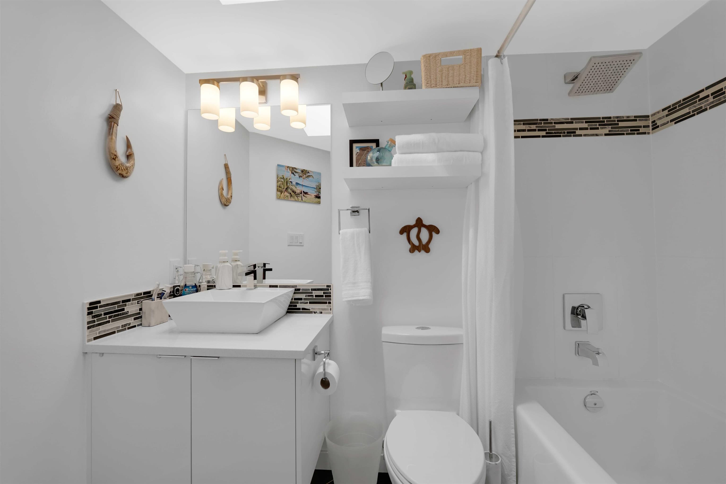 B309 - 40120 Willow Crescent, Squamish, V8B 0L7 — photo 4