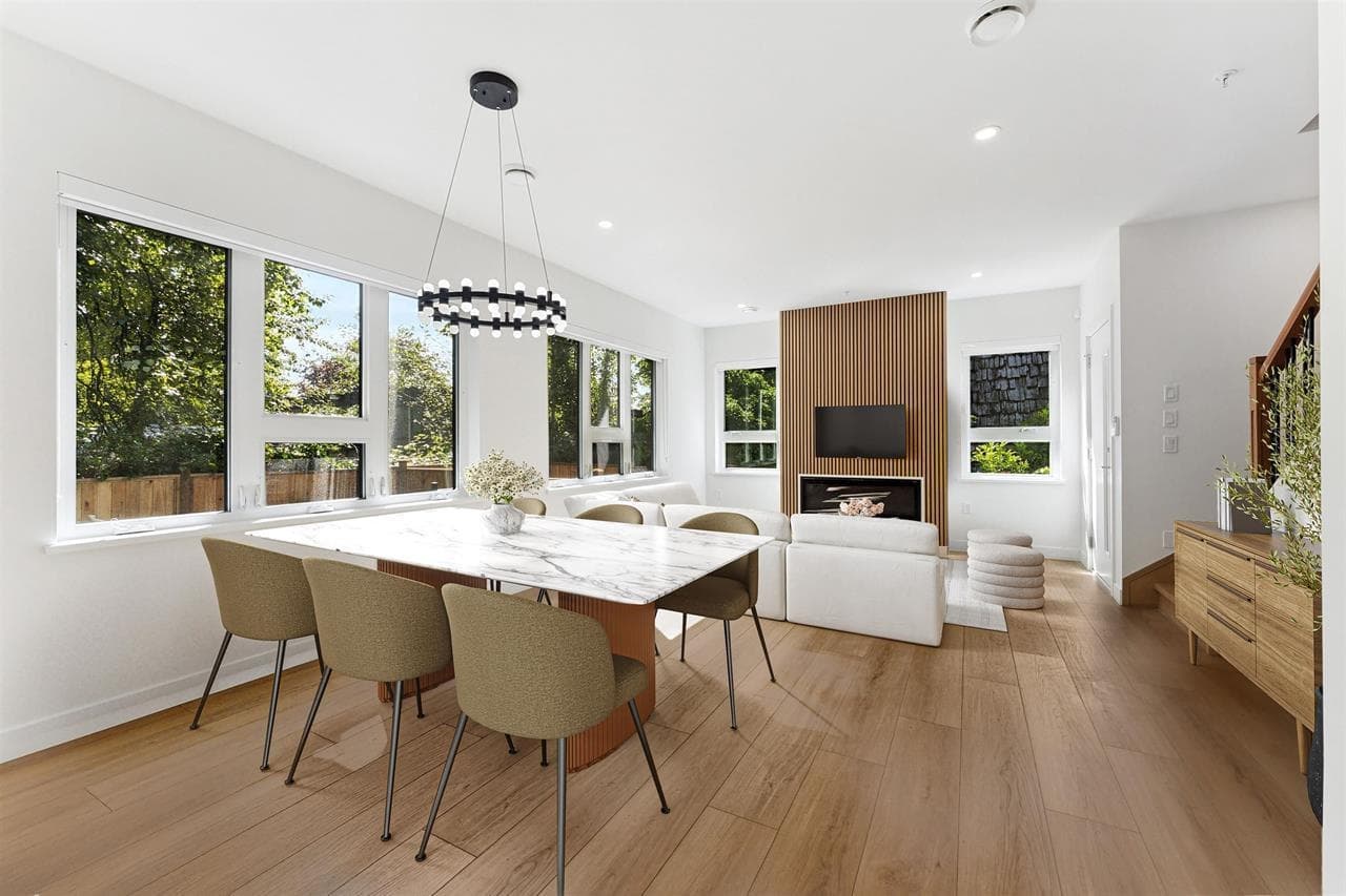 842 St. Denis Avenue, North Vancouver