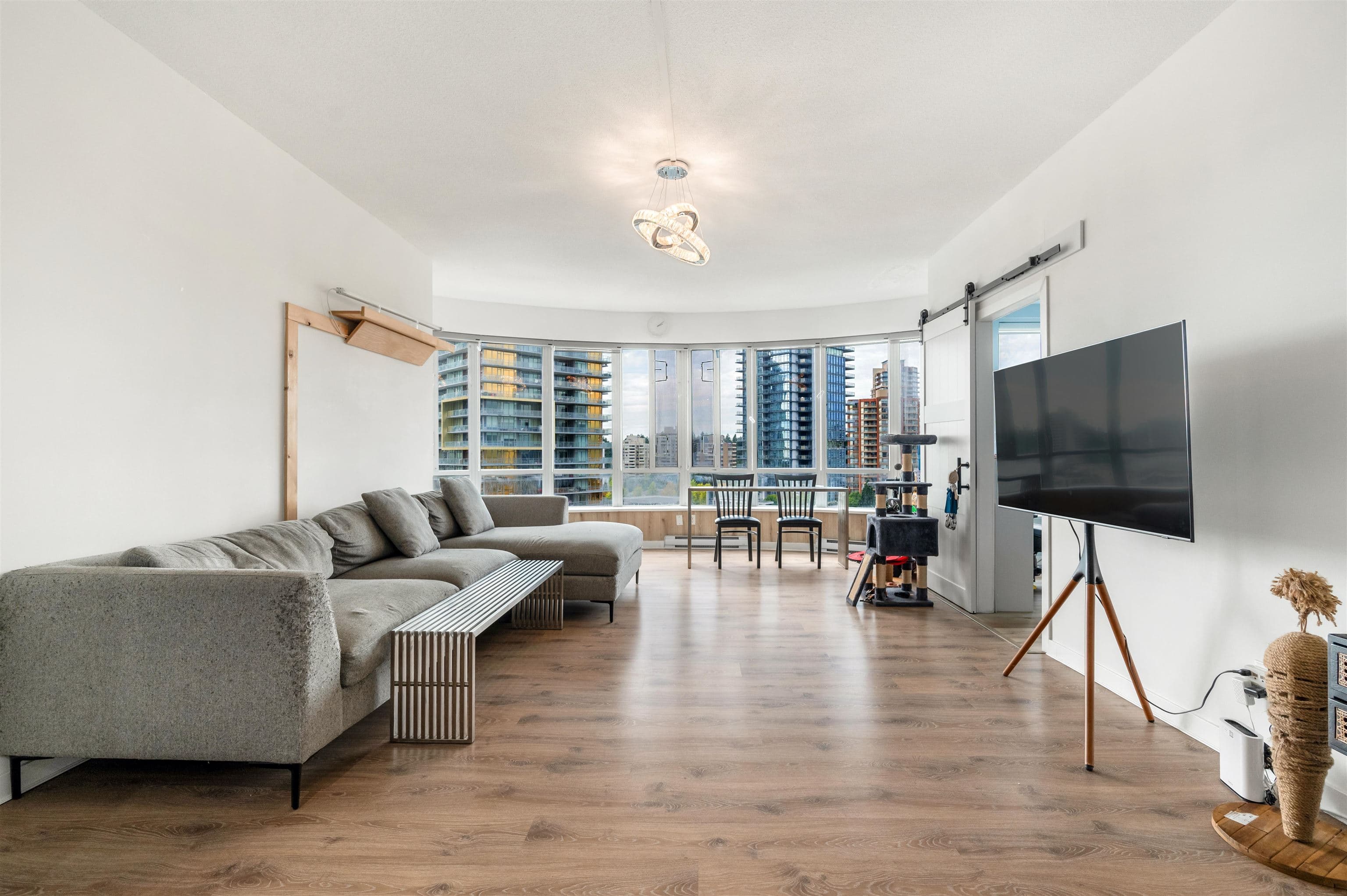 1005 - 6240 Mckay Avenue, Burnaby, V5H 4L8 — photo 5