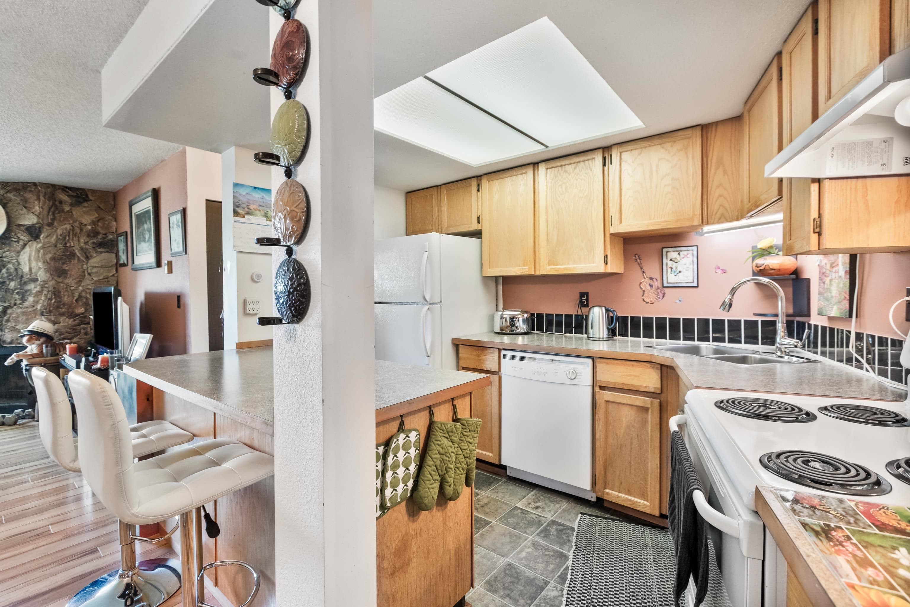 37 - 11900 228 Street, Maple Ridge, V2X 6L9 — photo 4