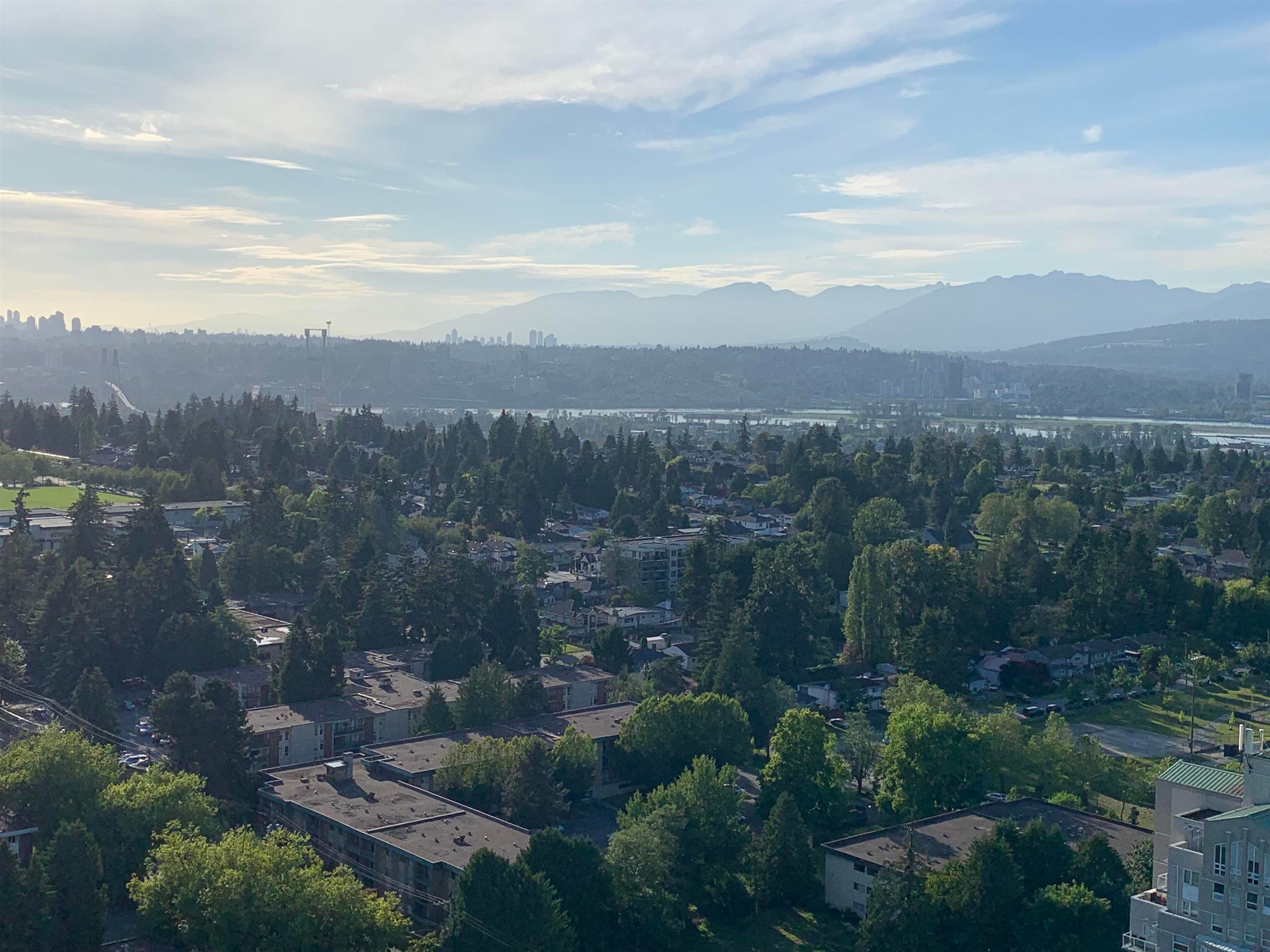 2910 - 10448 University Drive, Surrey, V3T 0S7 — photo 4