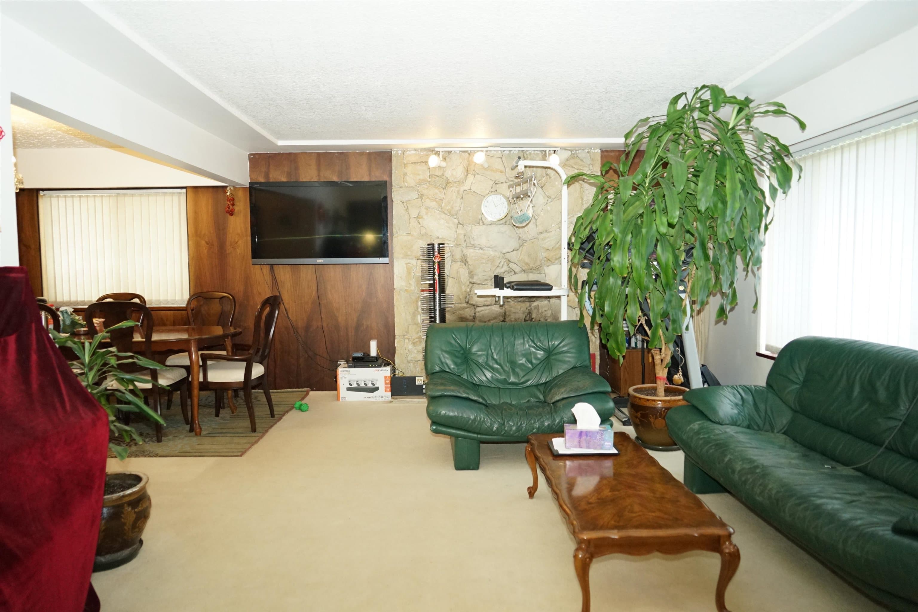 7008 Curtis Street, Burnaby, V5A 1J6 — photo 2