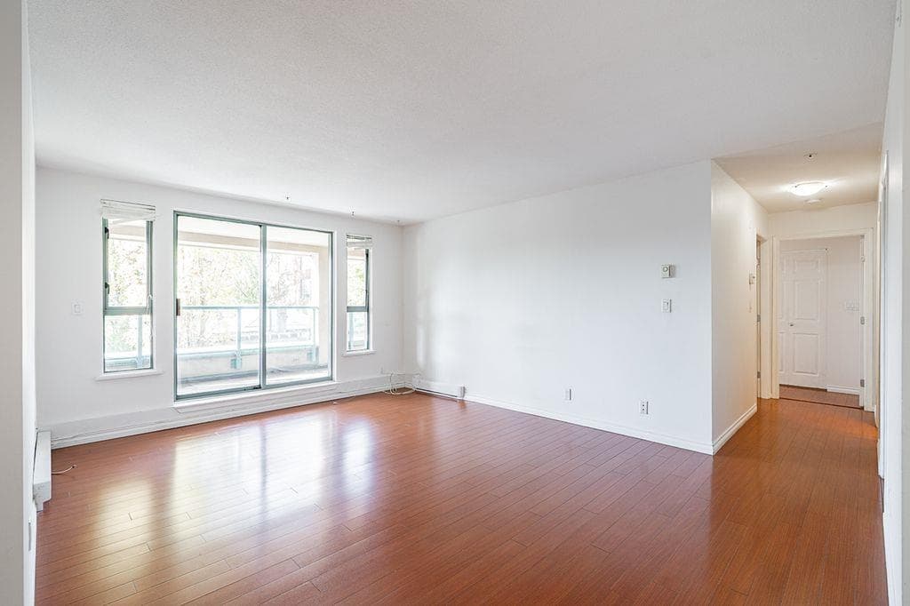 211 - 223 Mountain Highway, North Vancouver, V7J 3V3 — photo 4