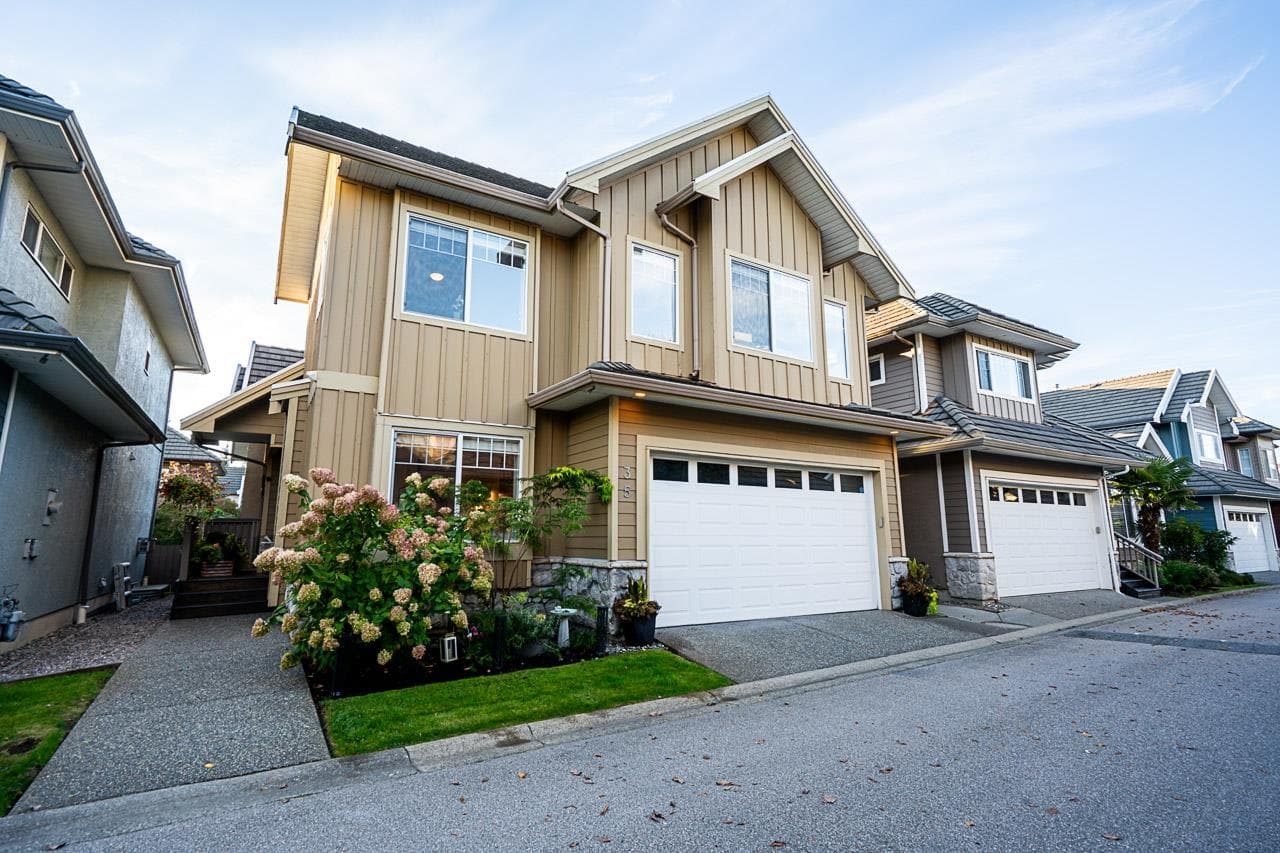 35 - 3363 Rosemary Heights Crescent, Surrey, V3Z 0X8 — photo 2