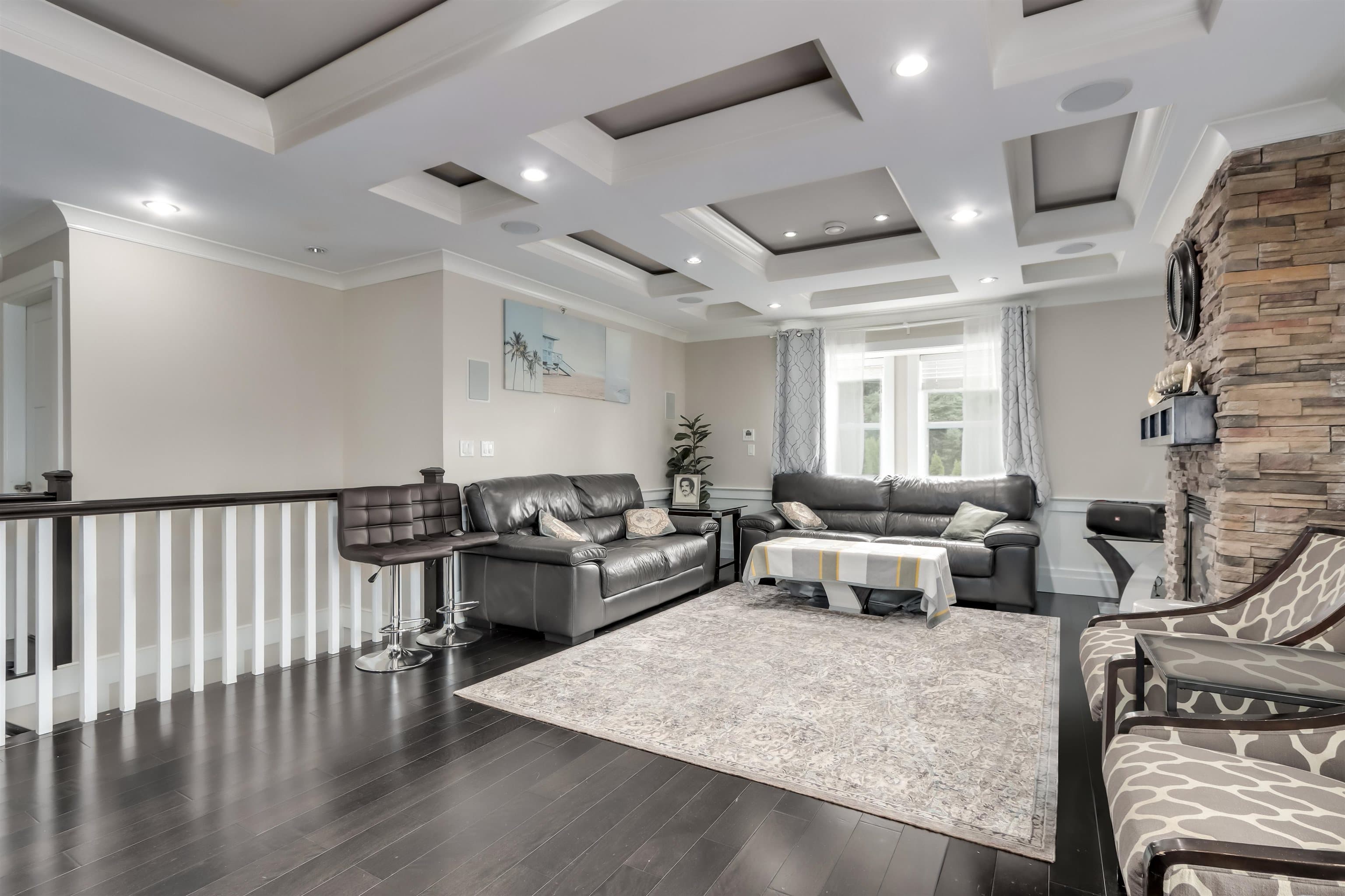8363 Victoria Drive, Vancouver, V5P 4A8 — photo 3