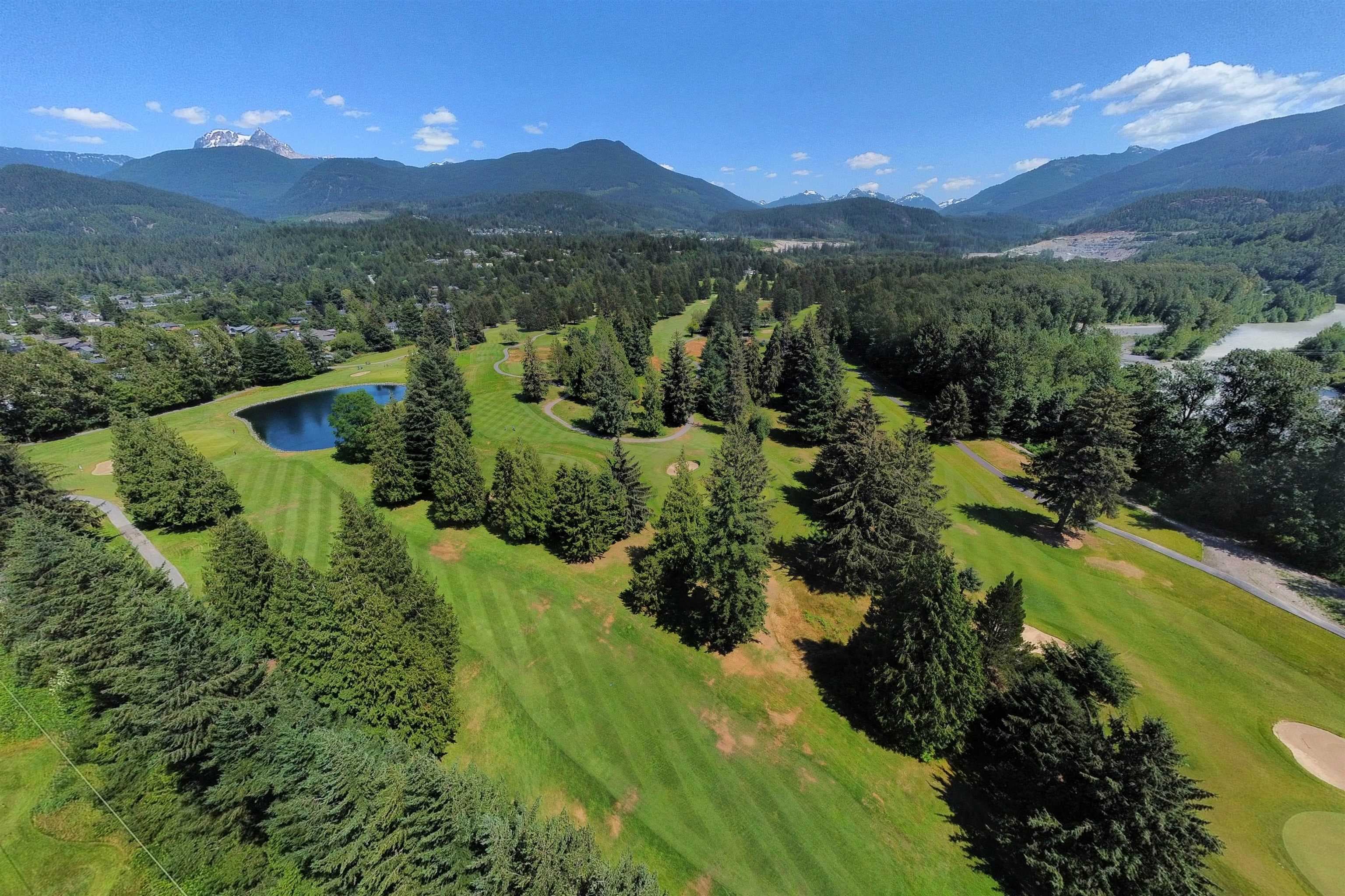 10 - 2401 Mamquam Road, Squamish, V8B 0H6 — photo 2