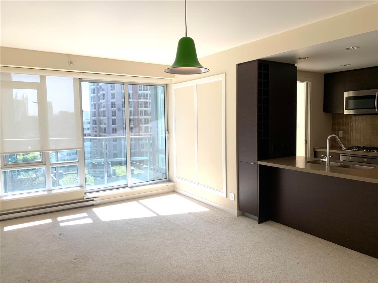 906 - 833 Homer Street, Vancouver, V6B 0H4 — photo 3