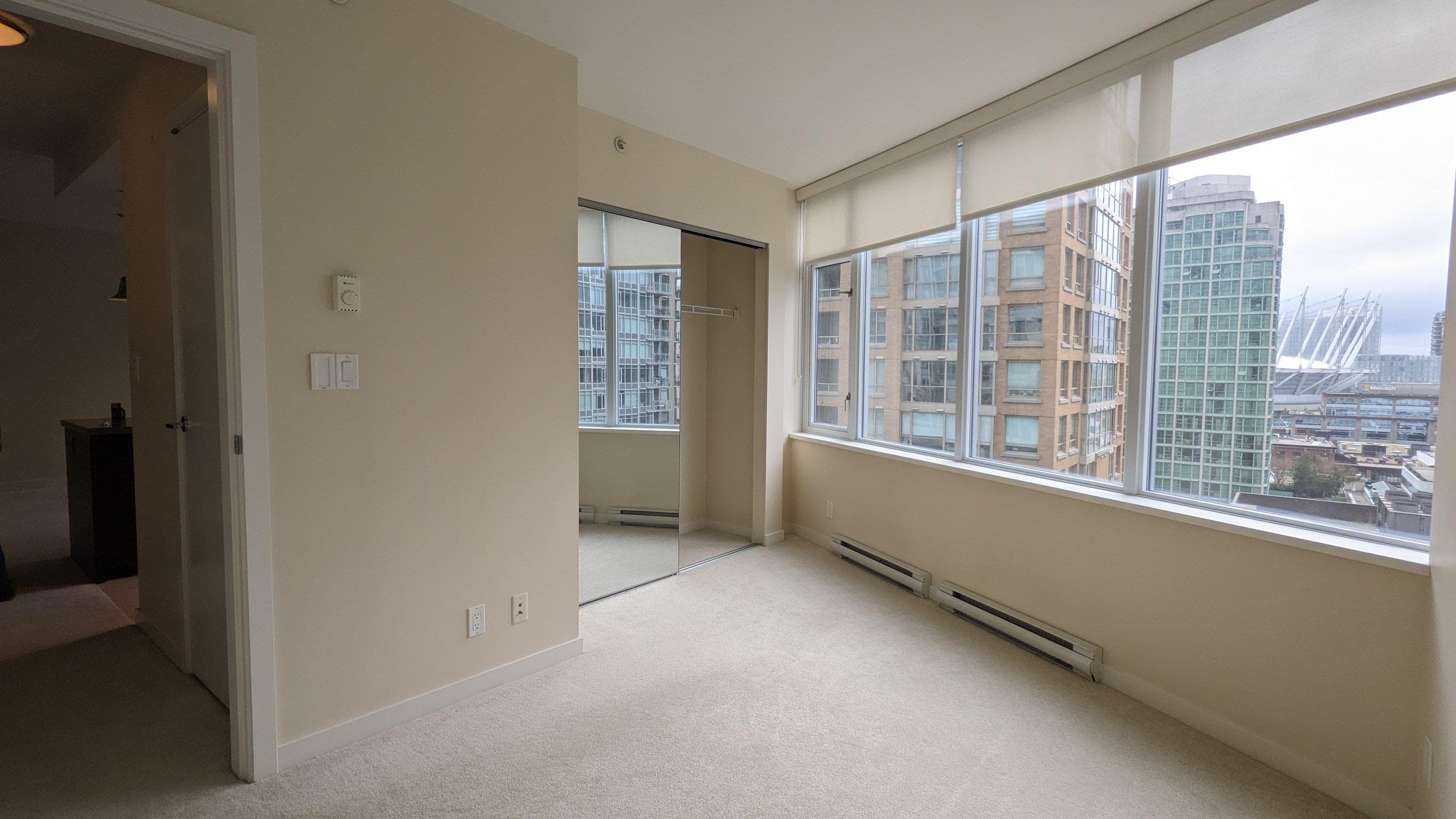906 - 833 Homer Street, Vancouver, V6B 0H4 — photo 4