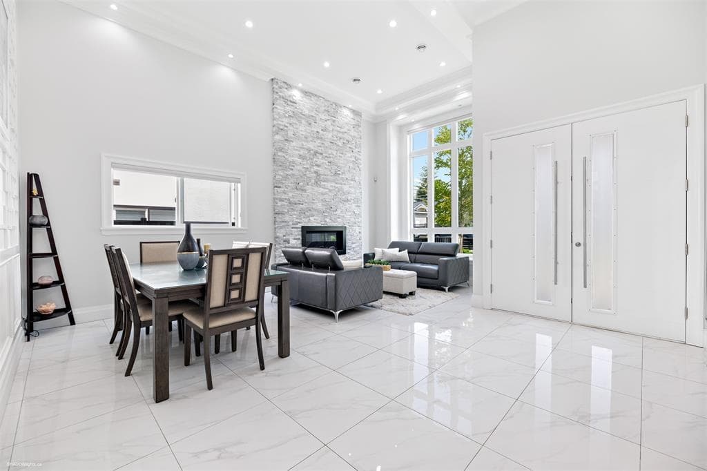 7705 117 Street, Delta, V4C 6A7 — photo 2