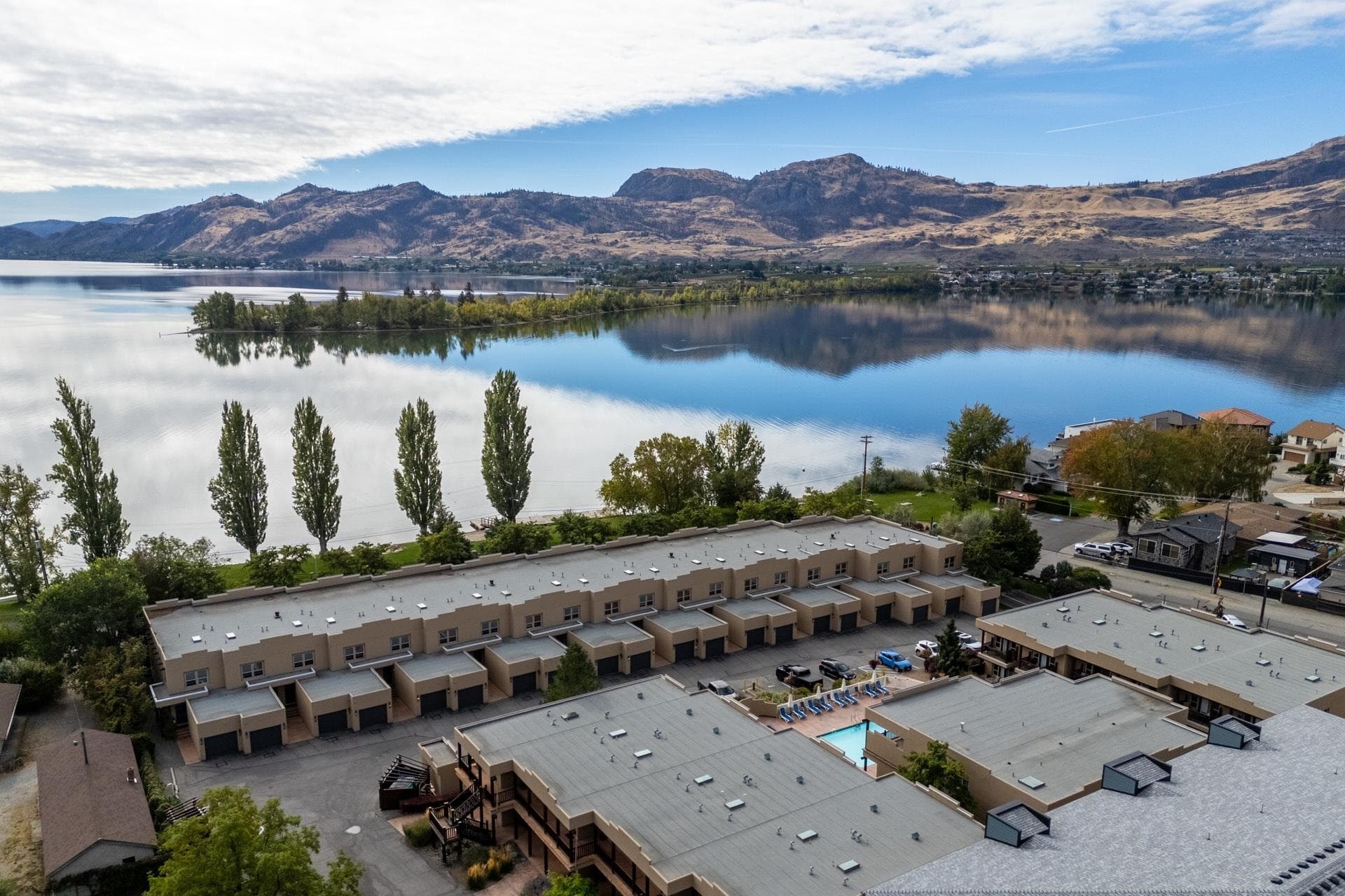 104 - 5401 Lakeshore Drive, No City Value
