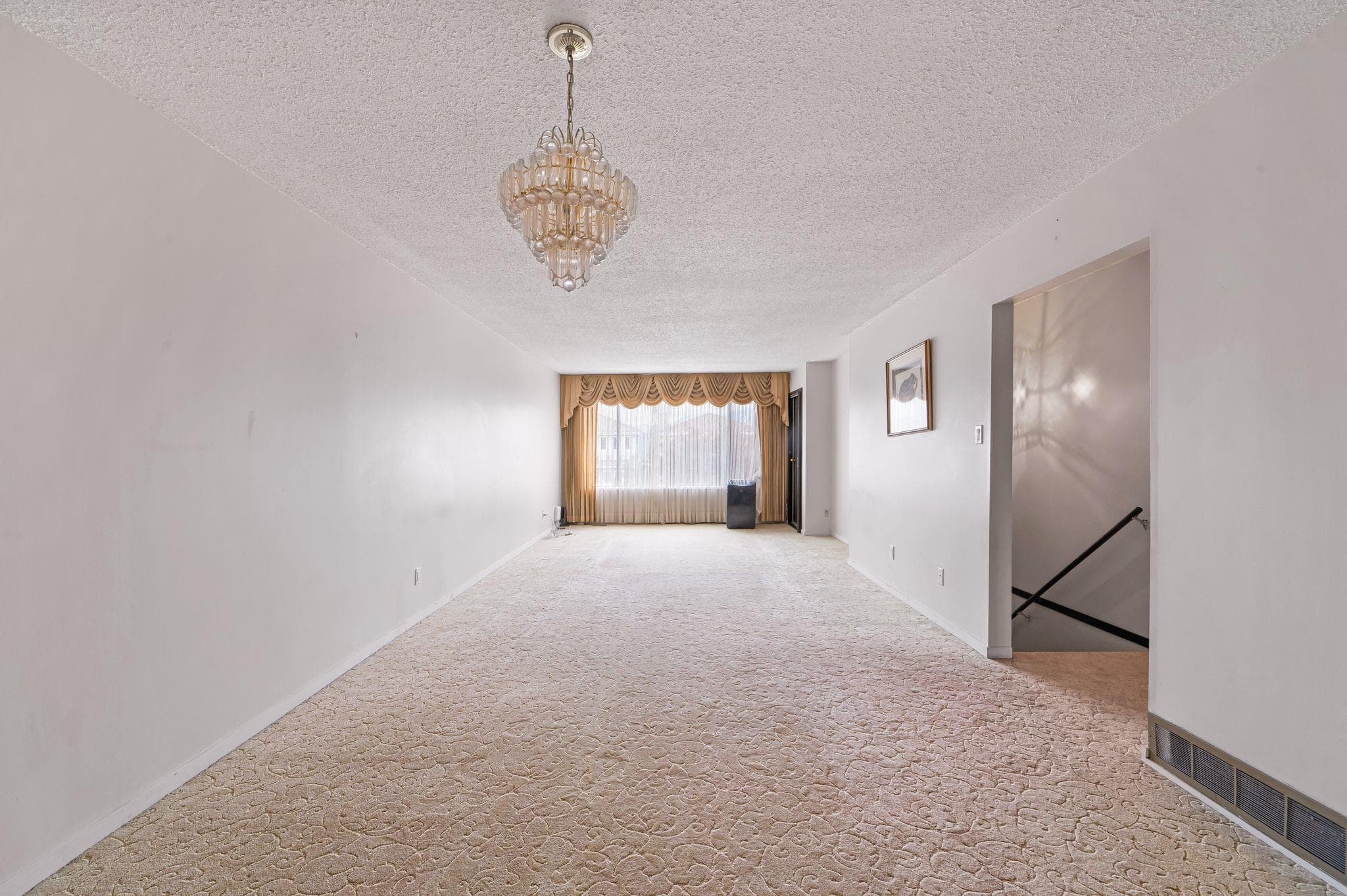 5792 Hardwick Street, Burnaby, V5G 1R4 — photo 3