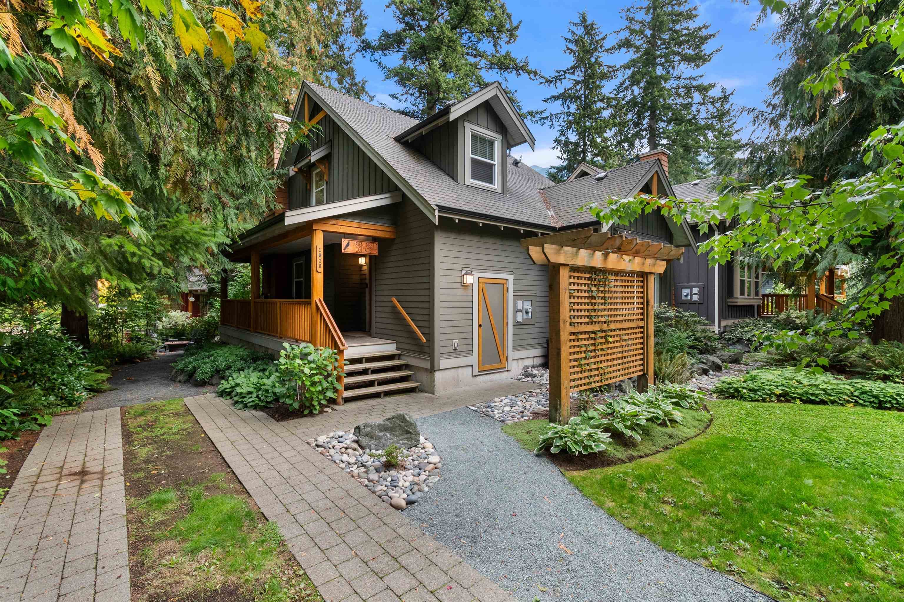 1820 Ravenwood Trail, Lindell Beach