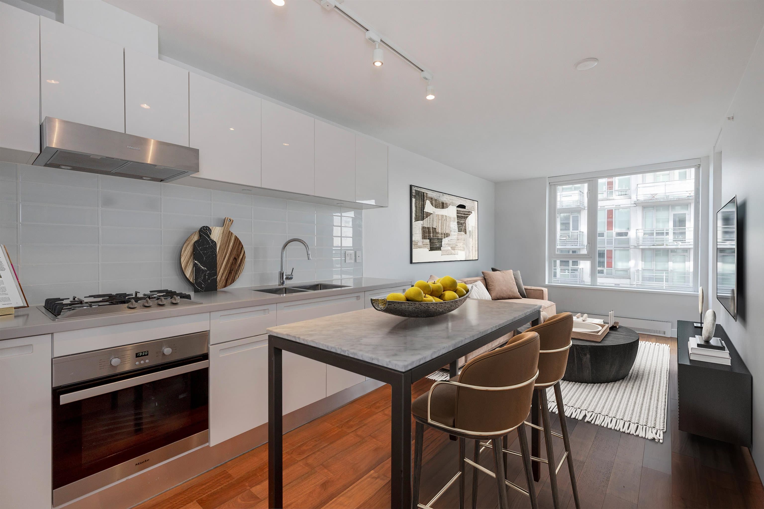 1201 - 188 Keefer Street, Vancouver, V6A 0E3 — photo 1